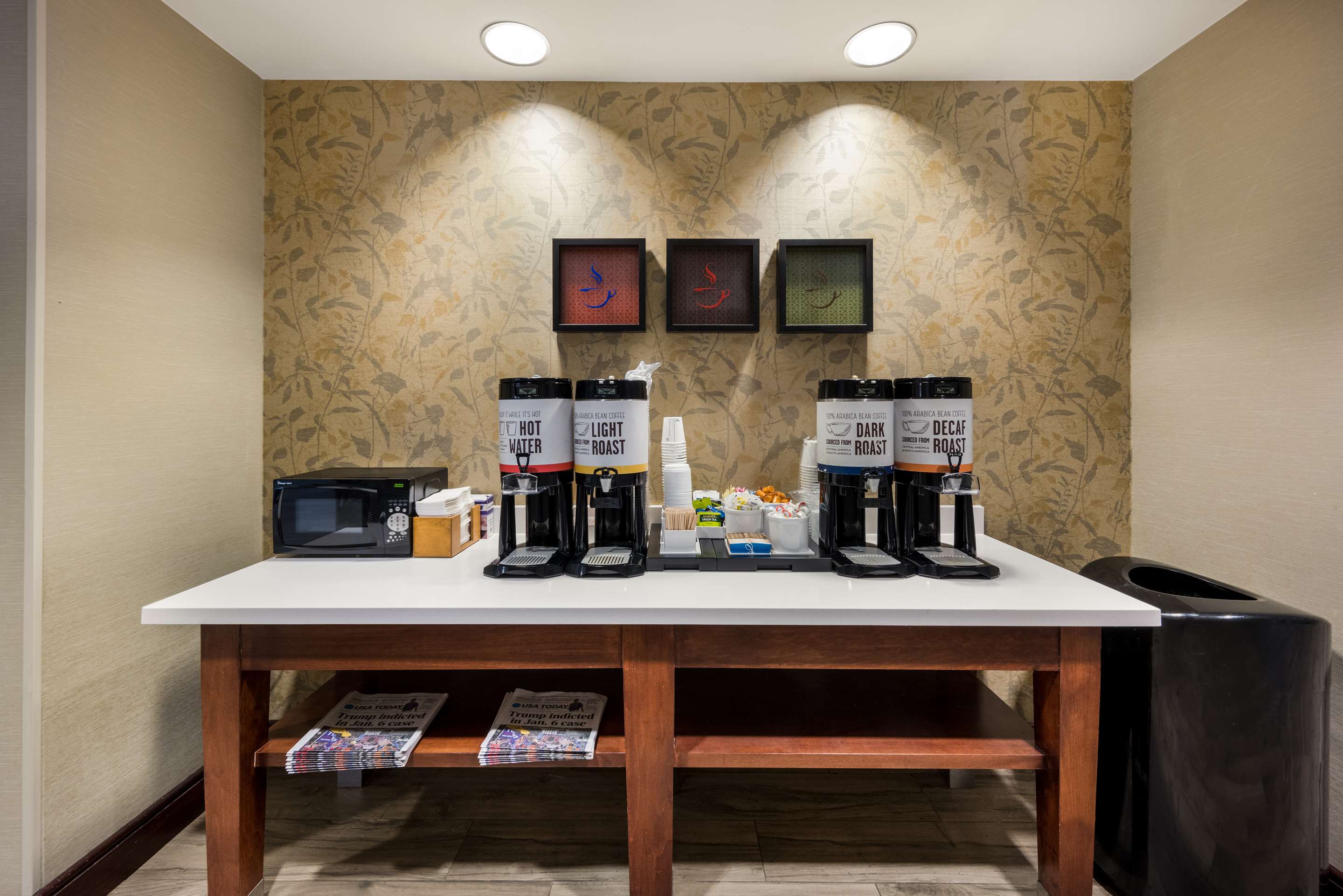 Restaurant | Hampton Inn & Suites Fredericksburg-at Celebrate Virginia