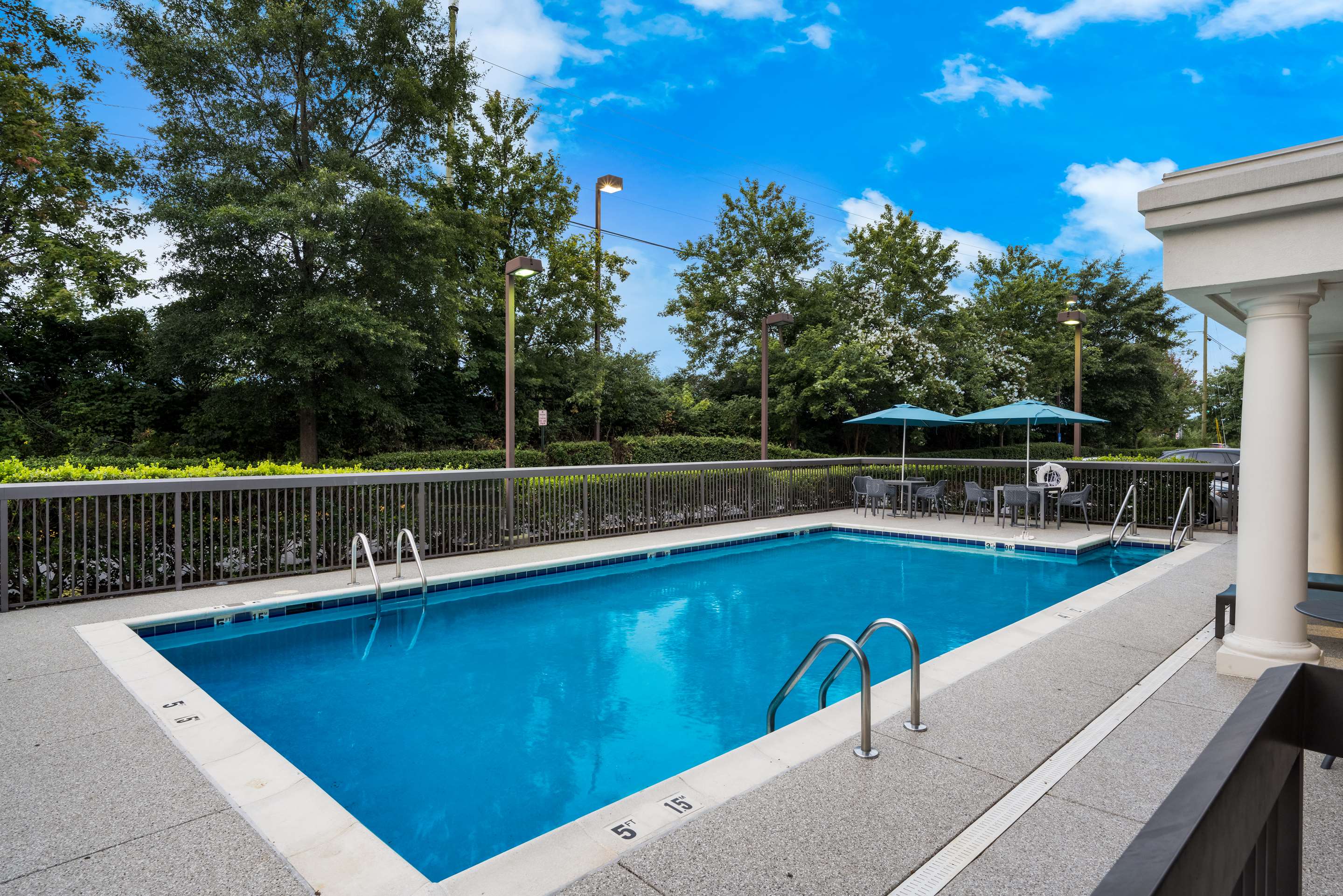 Pool | Hampton Inn & Suites Fredericksburg-at Celebrate Virginia