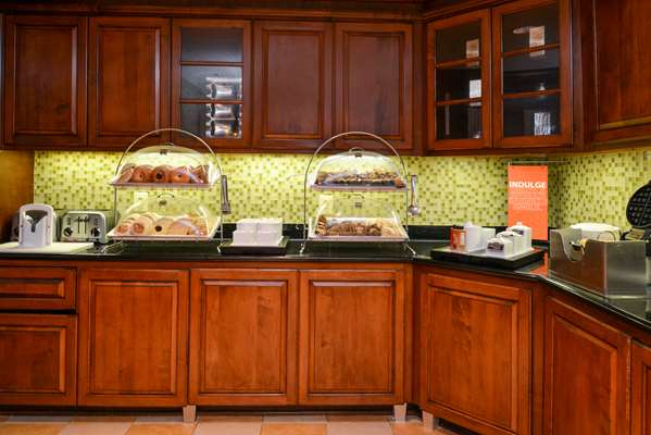 Amenities - Hampton Inn & Suites Market Street Fredericksburg - I-95, Exit 126