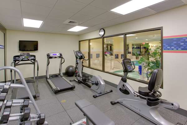 Fitness/ Exercise Room - Hampton Inn & Suites Market Street Fredericksburg - I-95, Exit 126