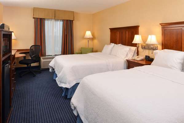  - Hampton Inn & Suites Market Street Fredericksburg - I-95, Exit 126