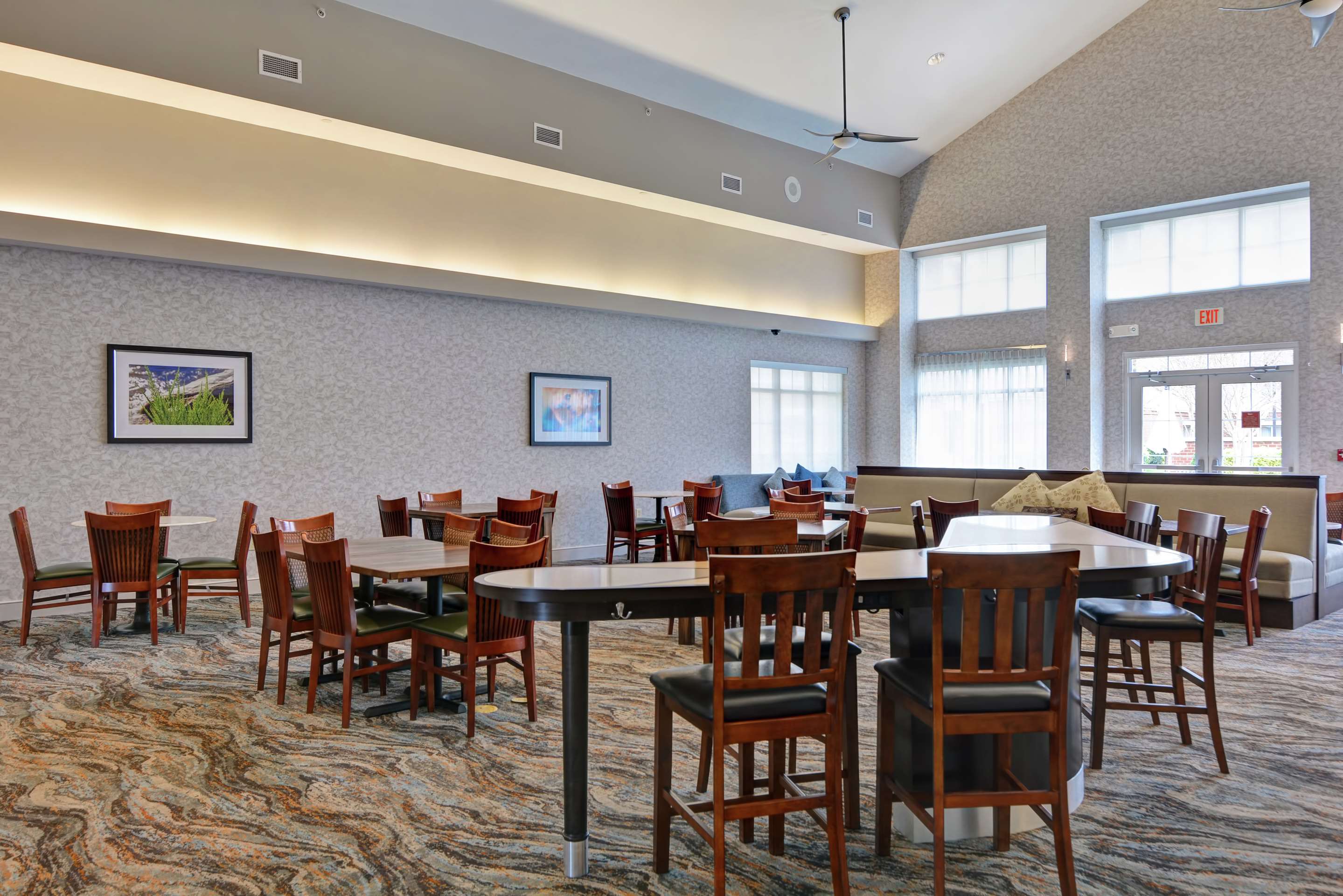 Lobby | Homewood Suites Fredericksburg