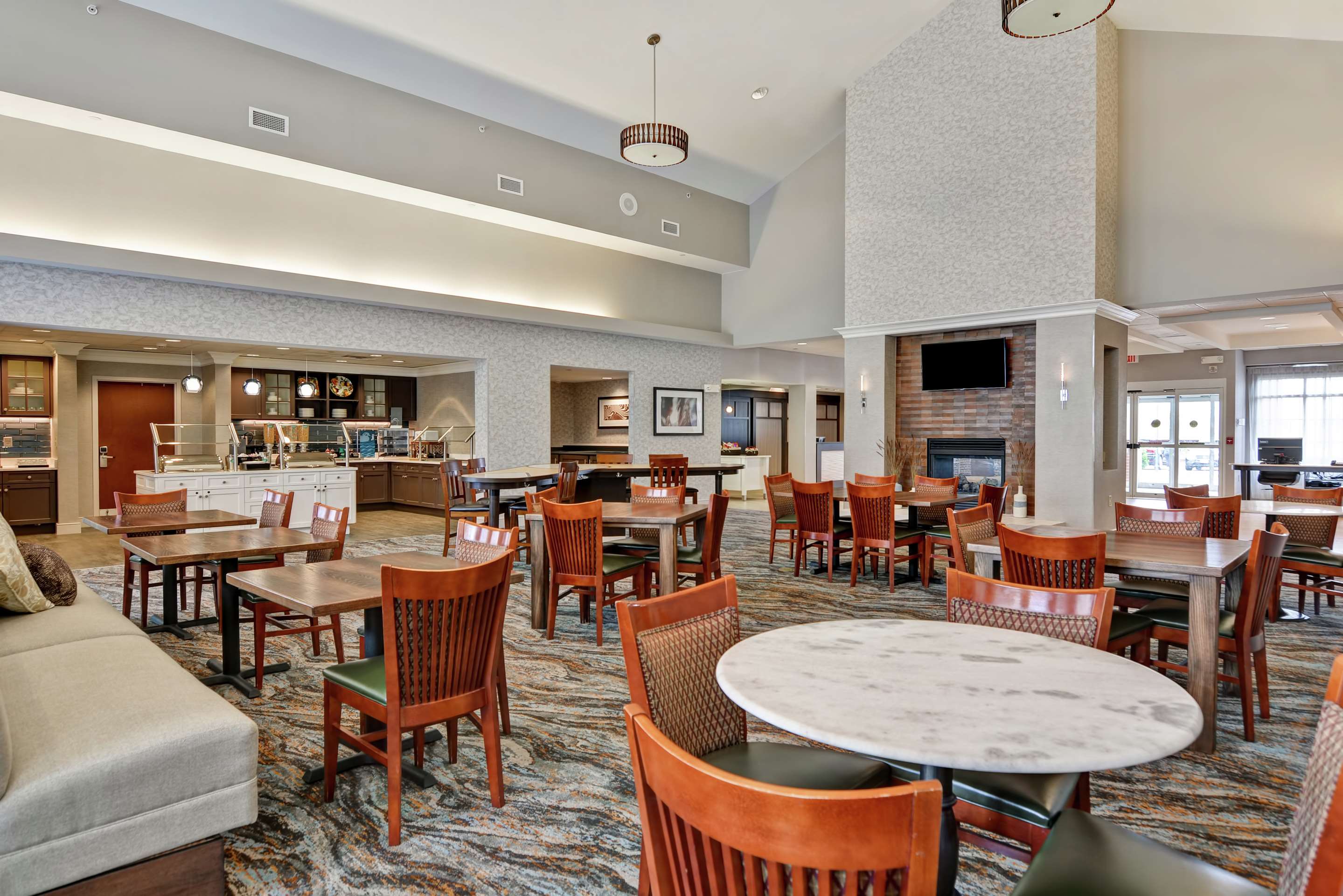 Lobby | Homewood Suites Fredericksburg