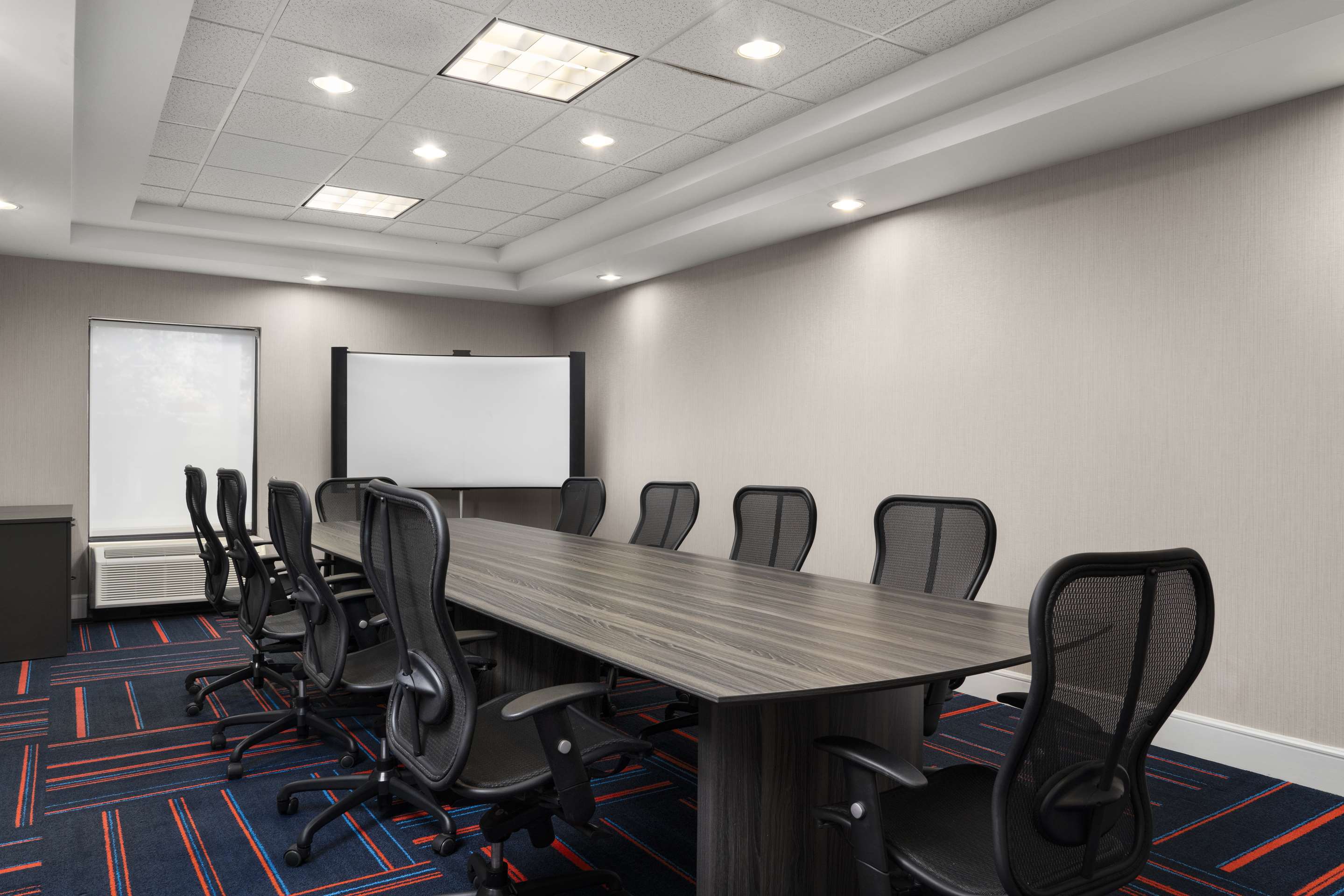 Meeting Room | Hampton Inn Stafford/Quantico & Conference Center