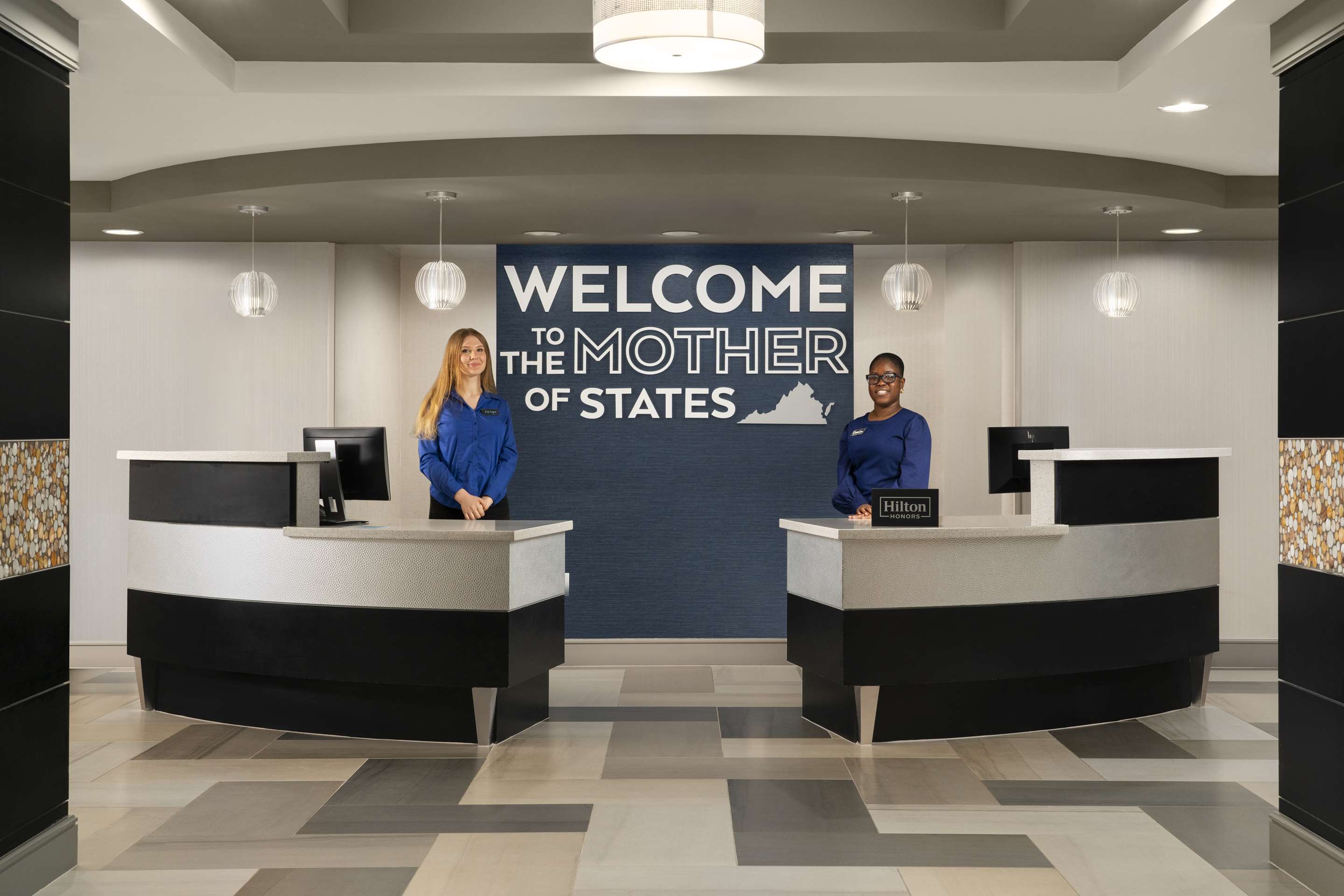 Reception | Hampton Inn Stafford/Quantico & Conference Center