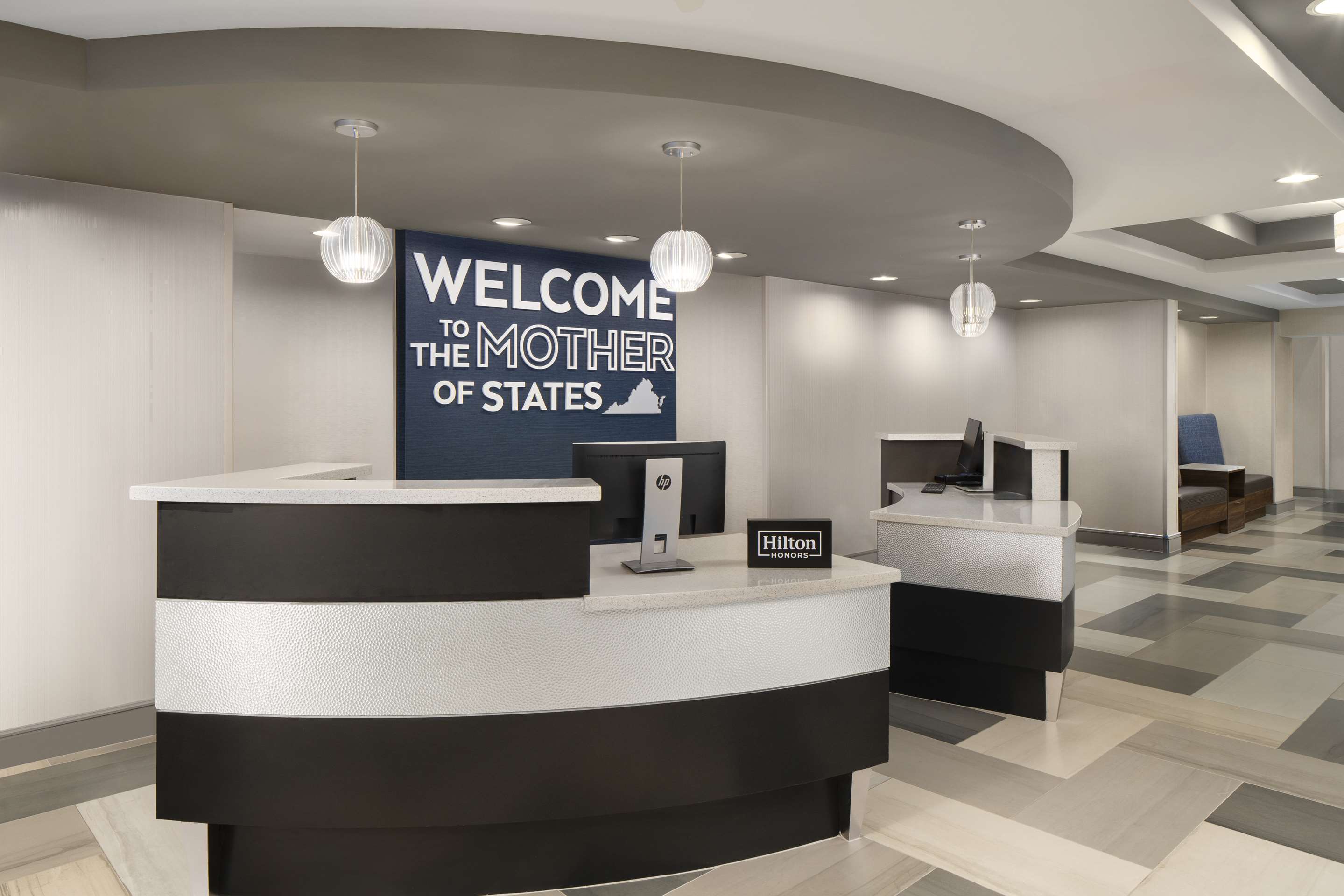 Reception | Hampton Inn Stafford/Quantico & Conference Center