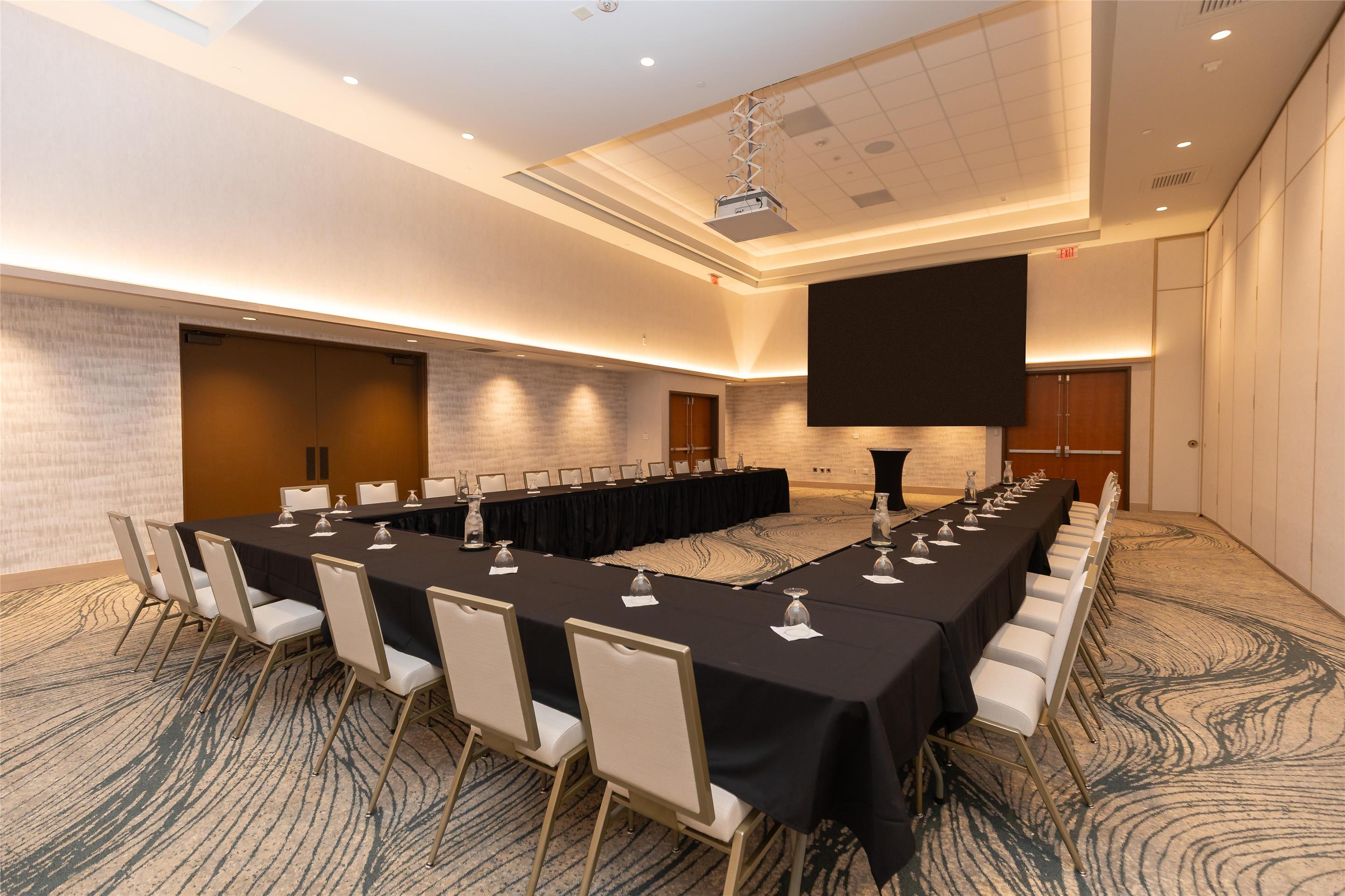Meeting Room | Hilton Garden Inn Sioux Falls Downtown