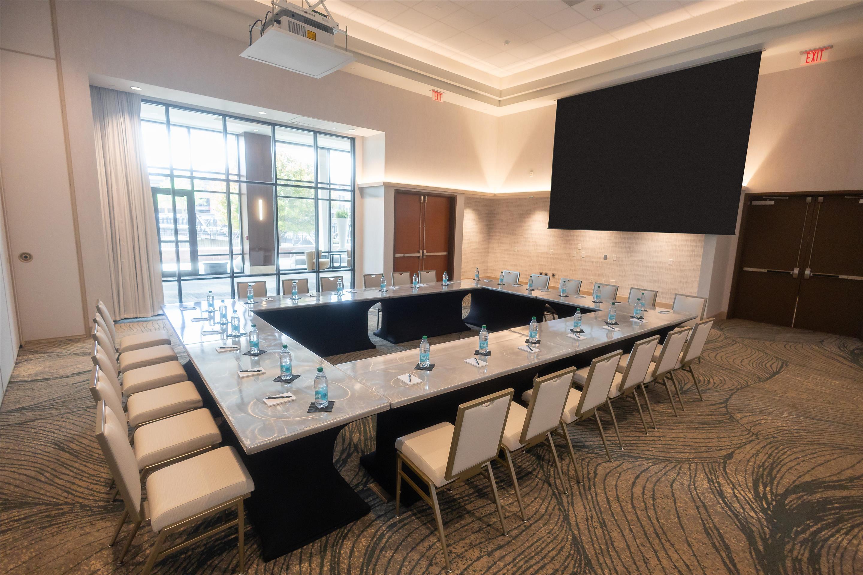 Meeting Room | Hilton Garden Inn Sioux Falls Downtown