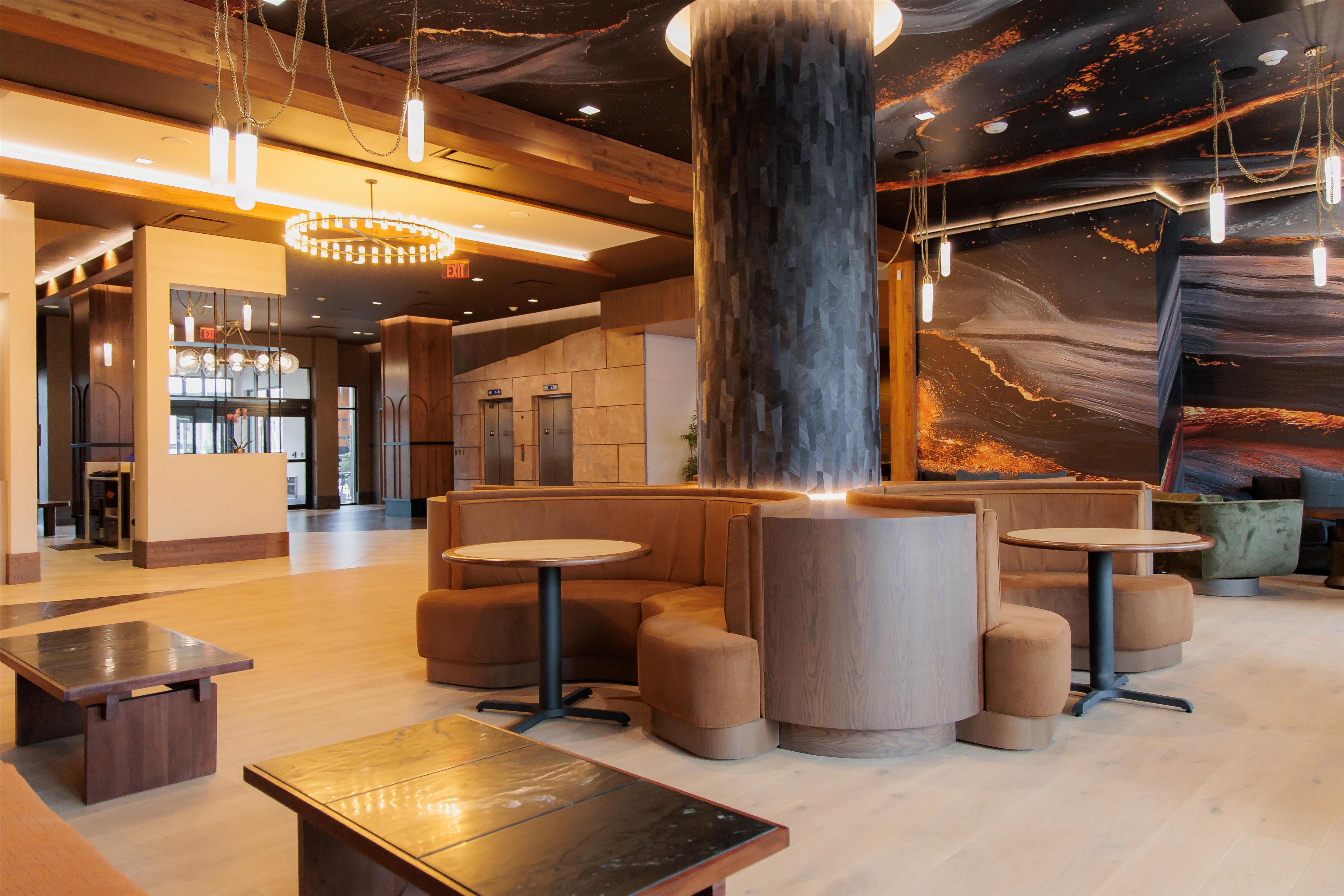 Lobby | Hilton Garden Inn Sioux Falls Downtown