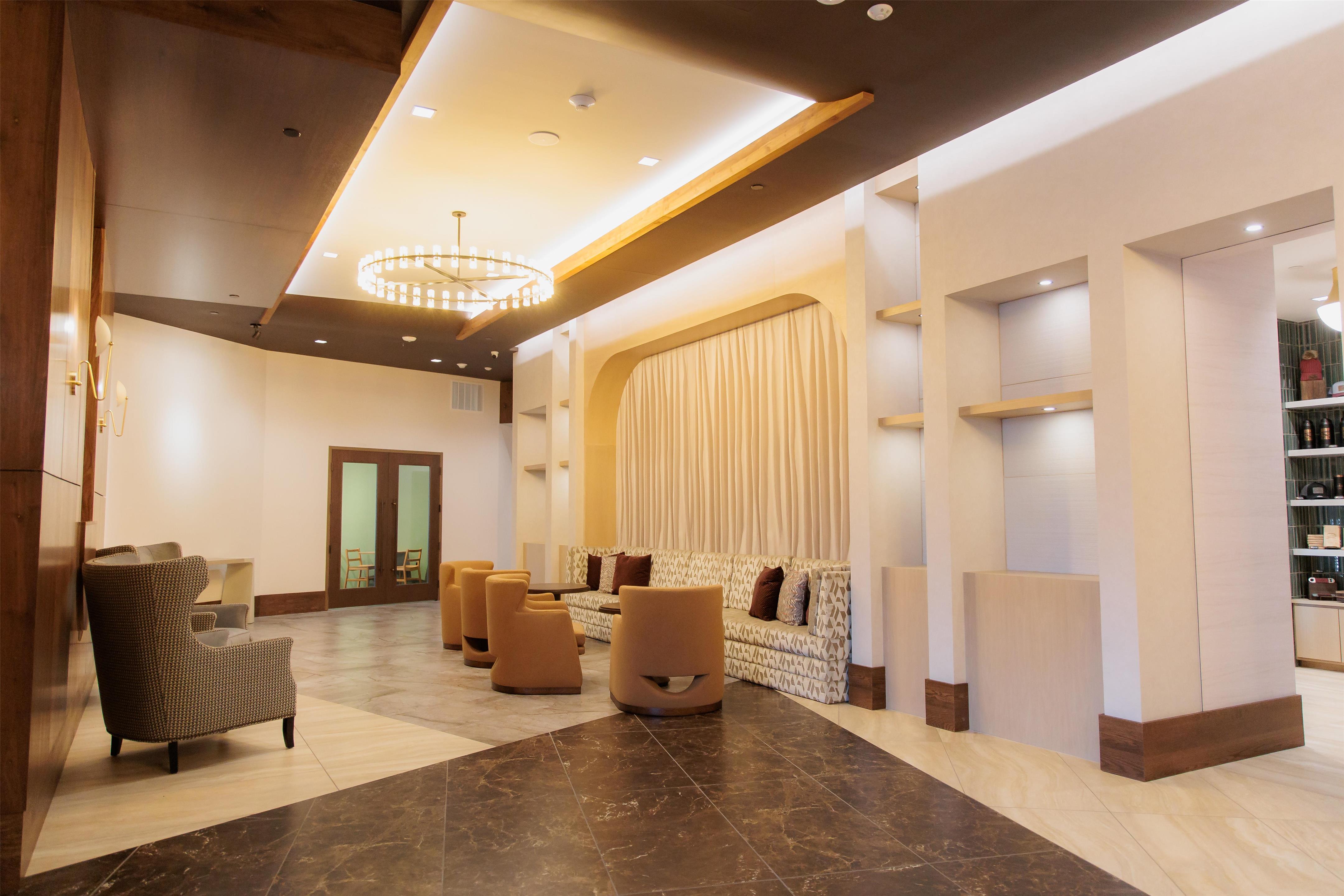 Lobby | Hilton Garden Inn Sioux Falls Downtown