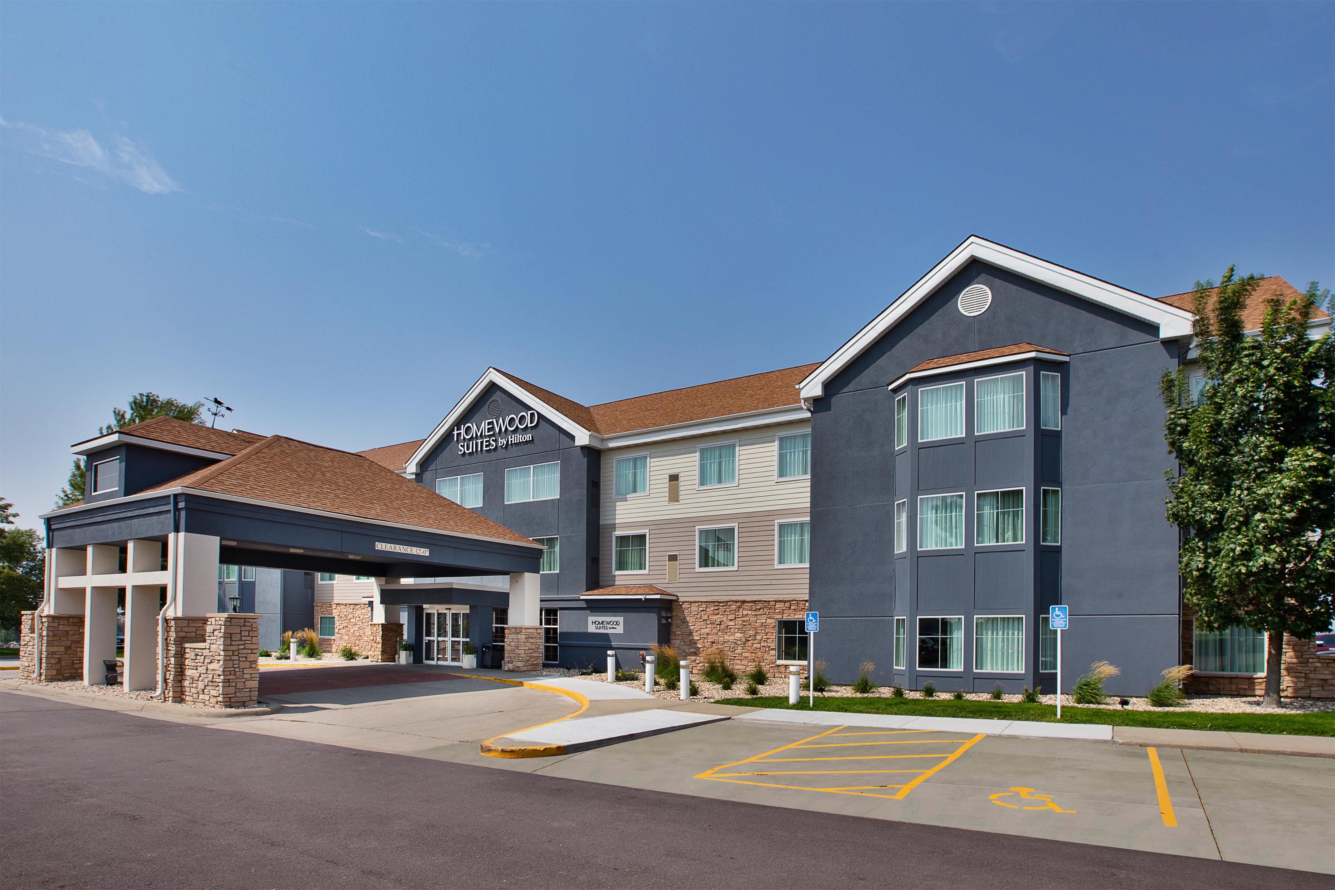 Exterior | Homewood Suites by Hilton Sioux Falls