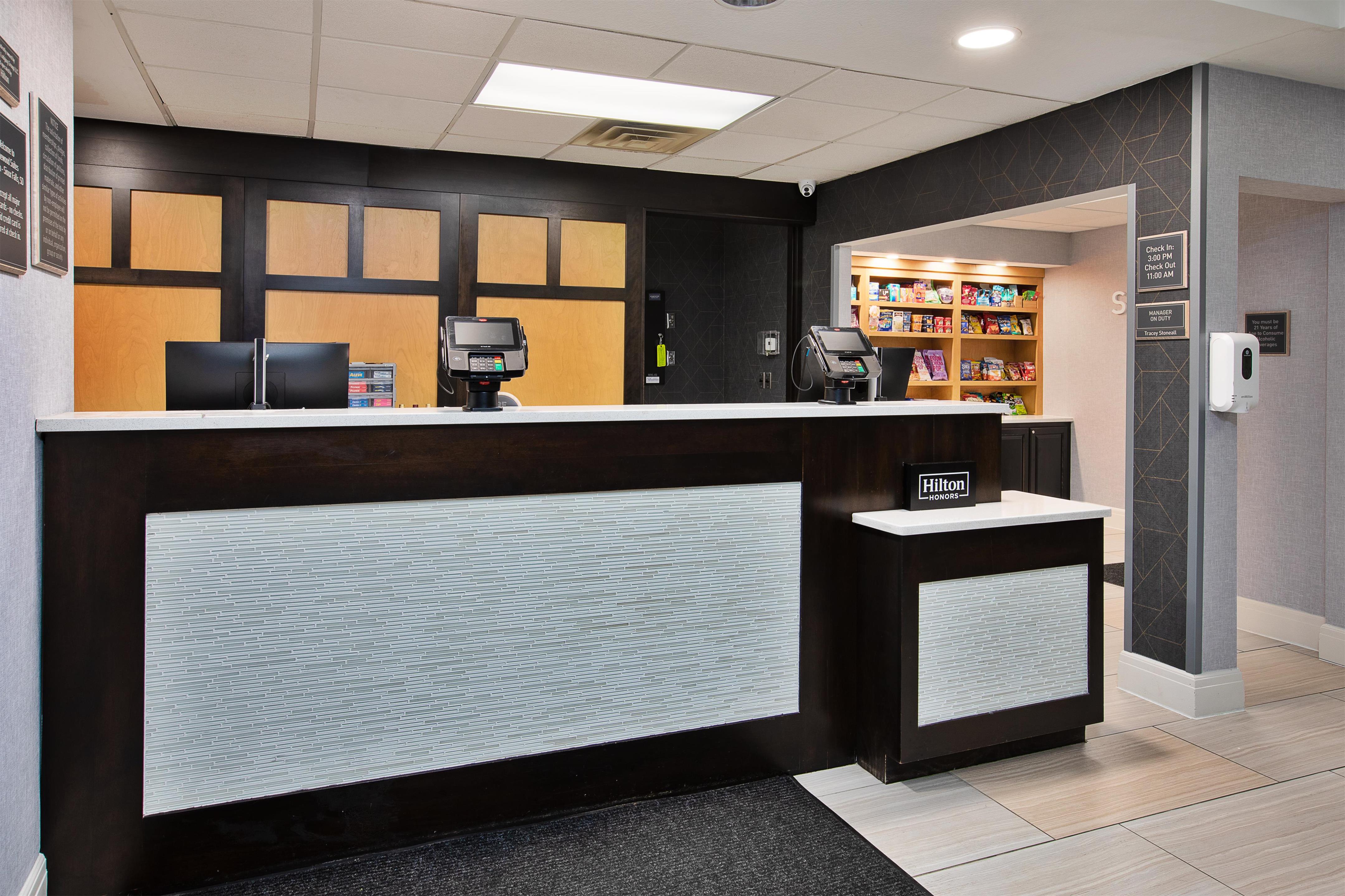 Reception | Homewood Suites by Hilton Sioux Falls