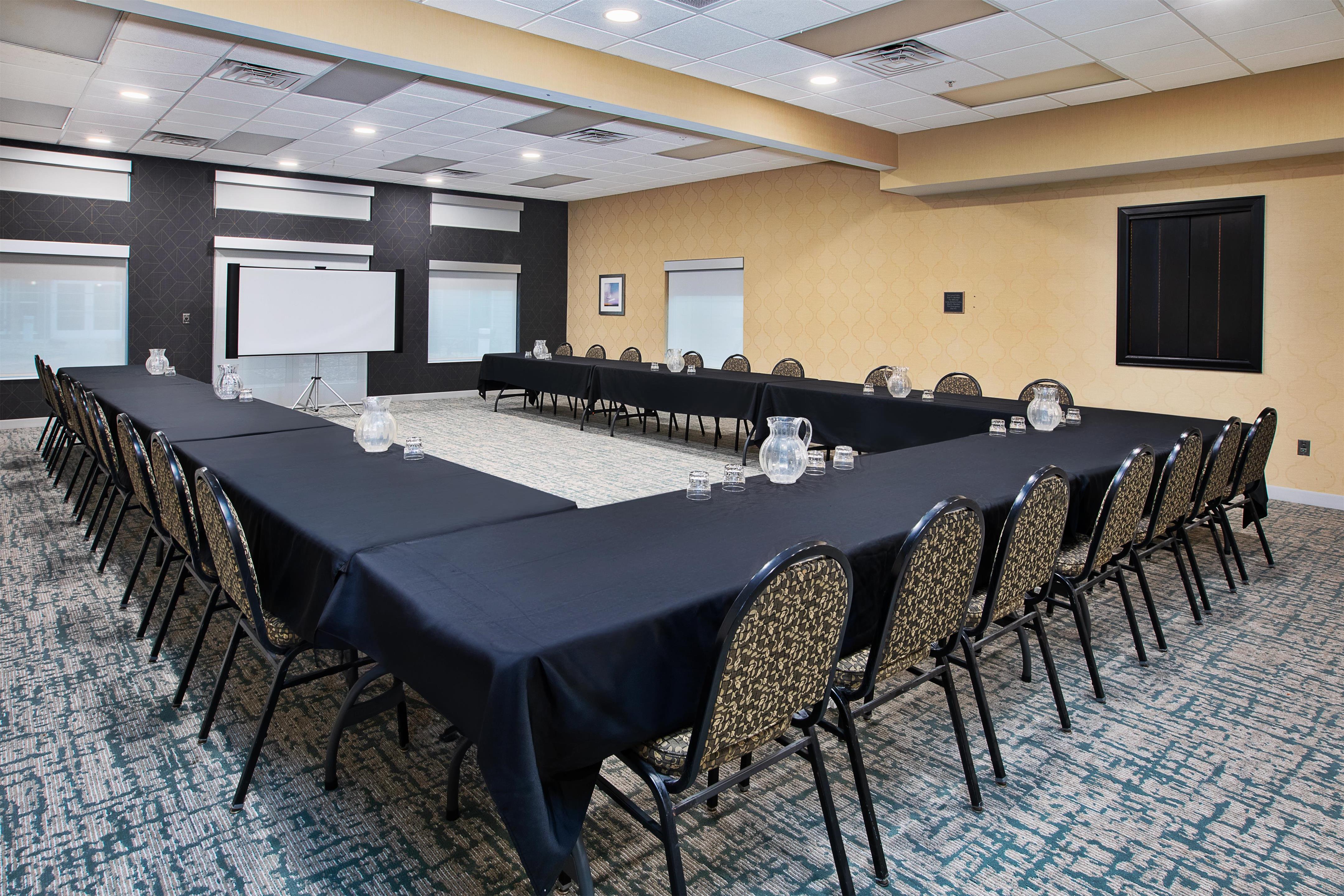 Meeting Room | Homewood Suites by Hilton Sioux Falls