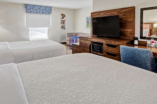  - Hampton Inn Van Buren - I-40, Exit 5