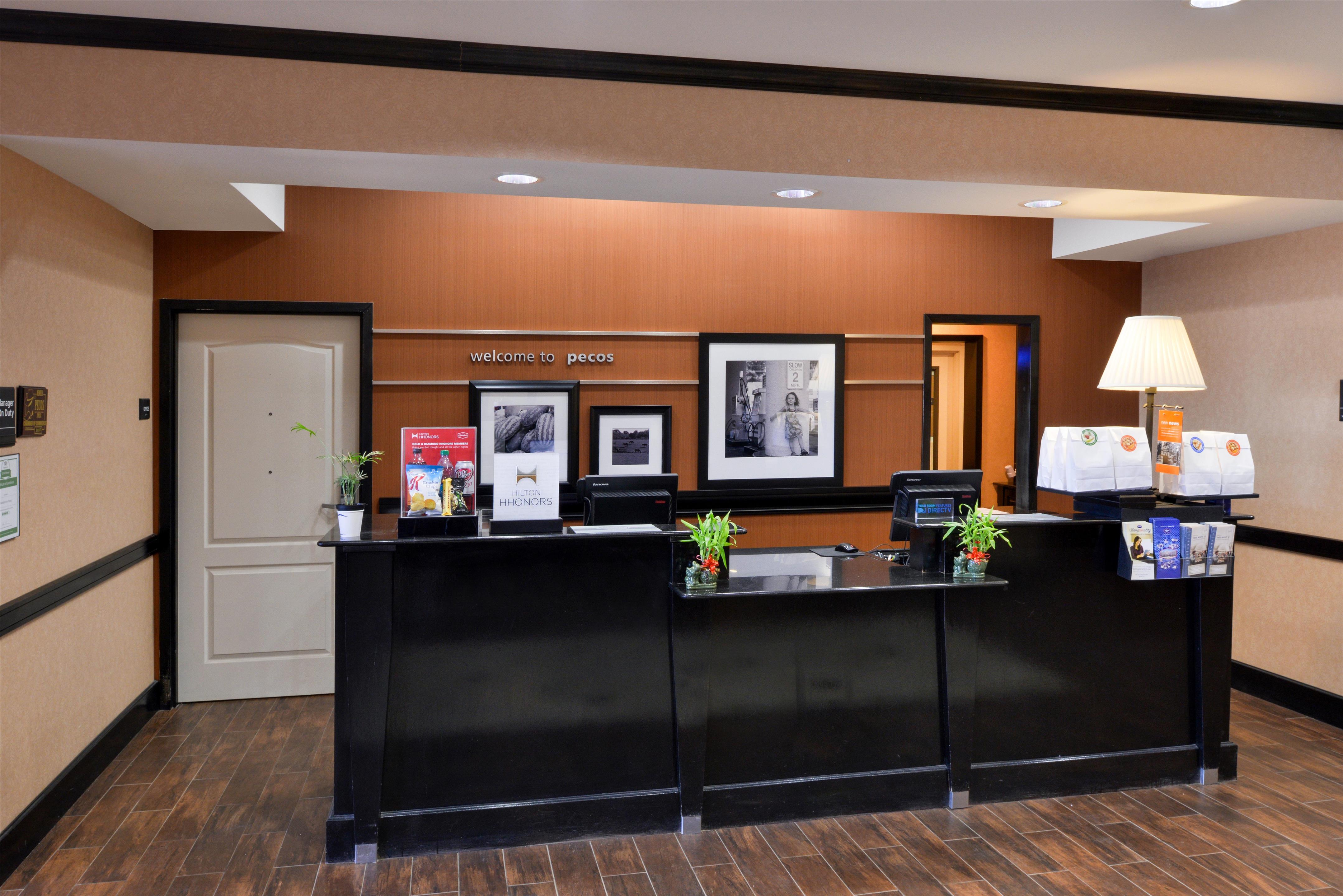 Reception | Hampton Inn Pecos