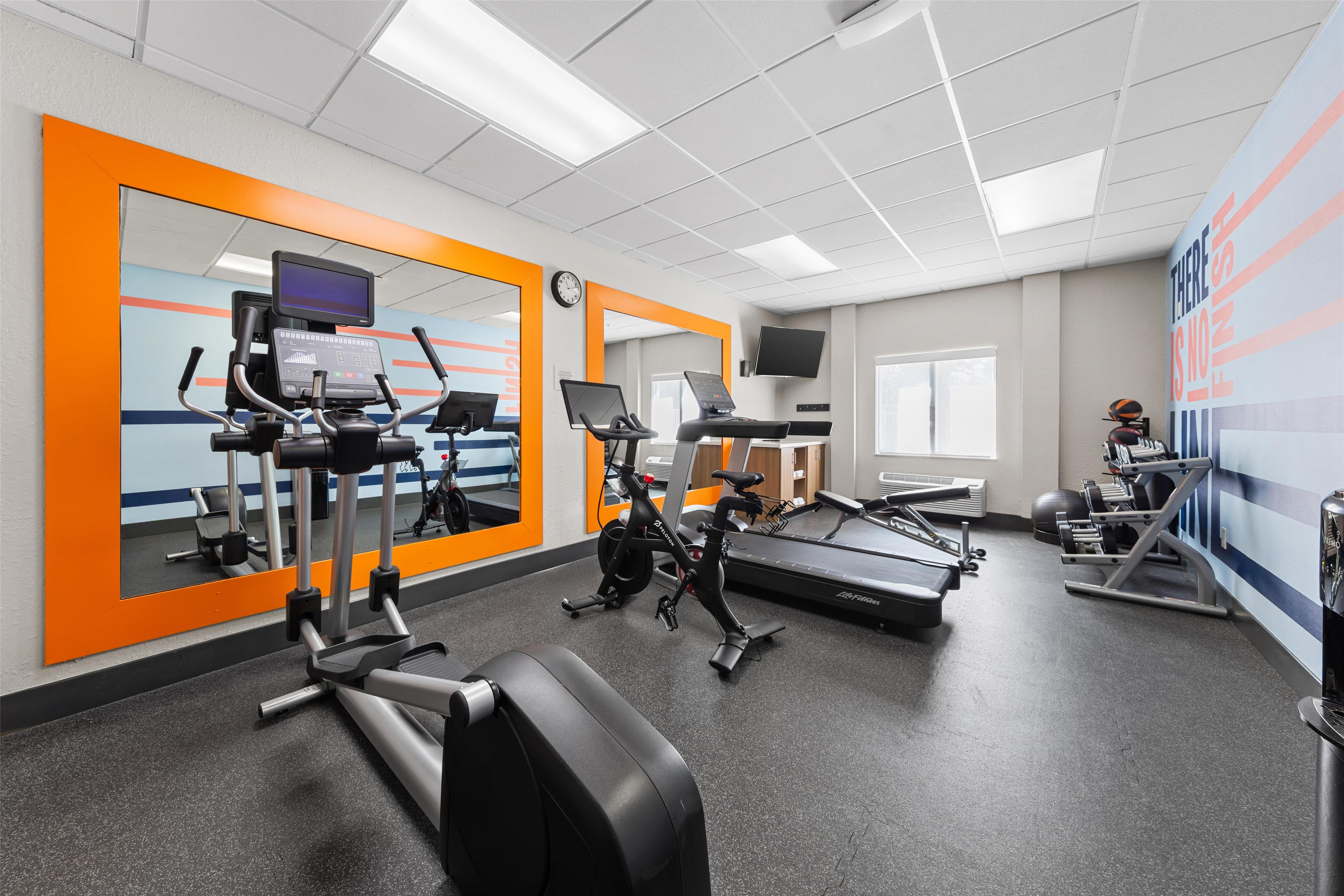 Health club fitness center gym | Hampton Inn & Suites Ft. Pierce