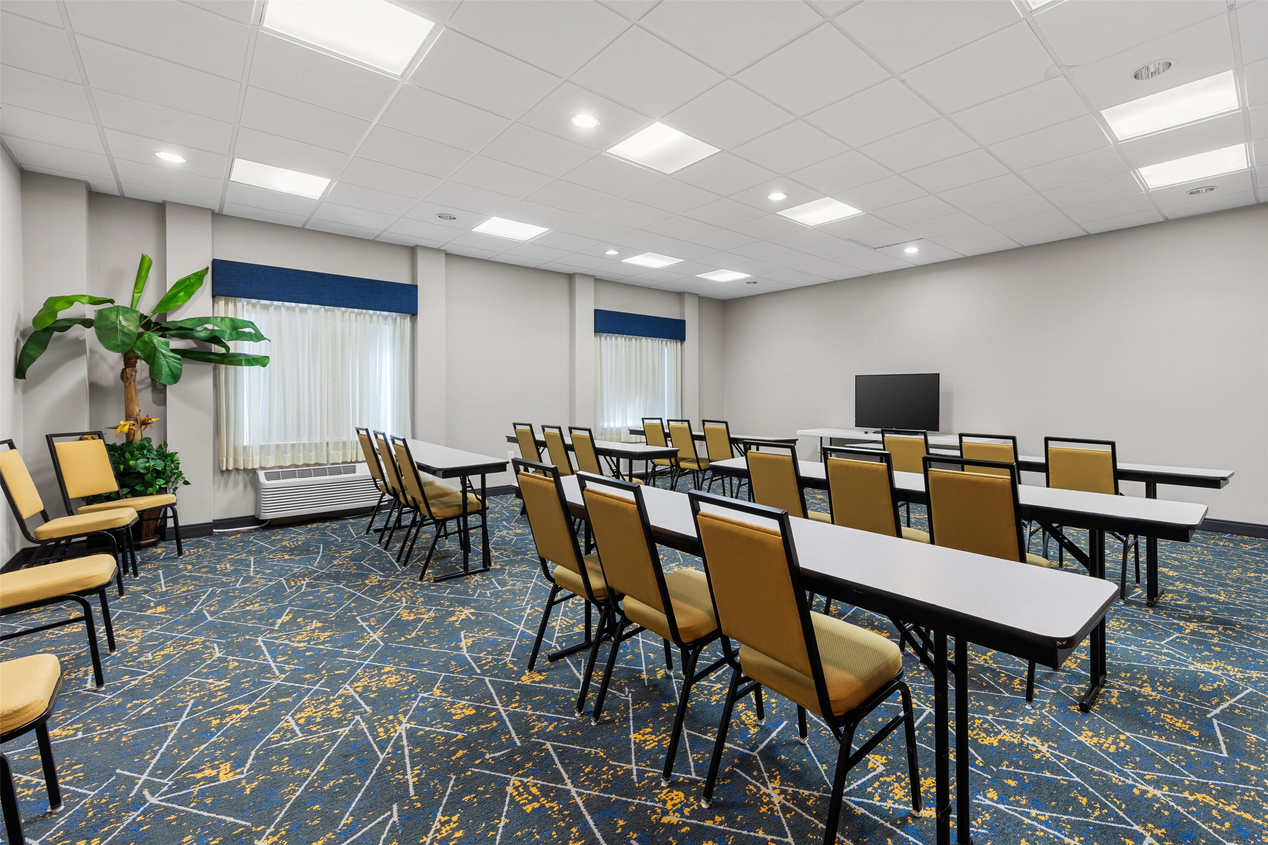 Meeting Room | Hampton Inn & Suites Ft. Pierce