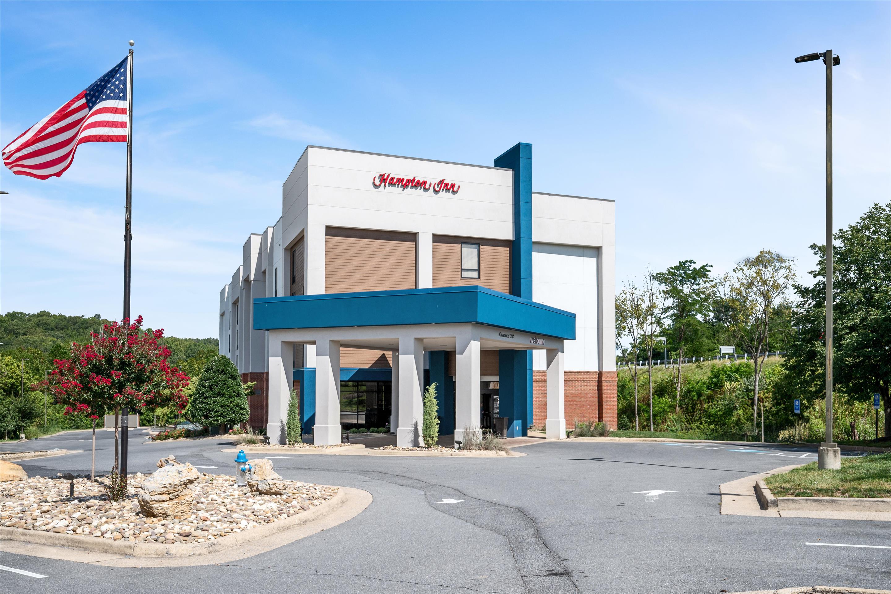 Exterior | Hampton Inn Front Royal