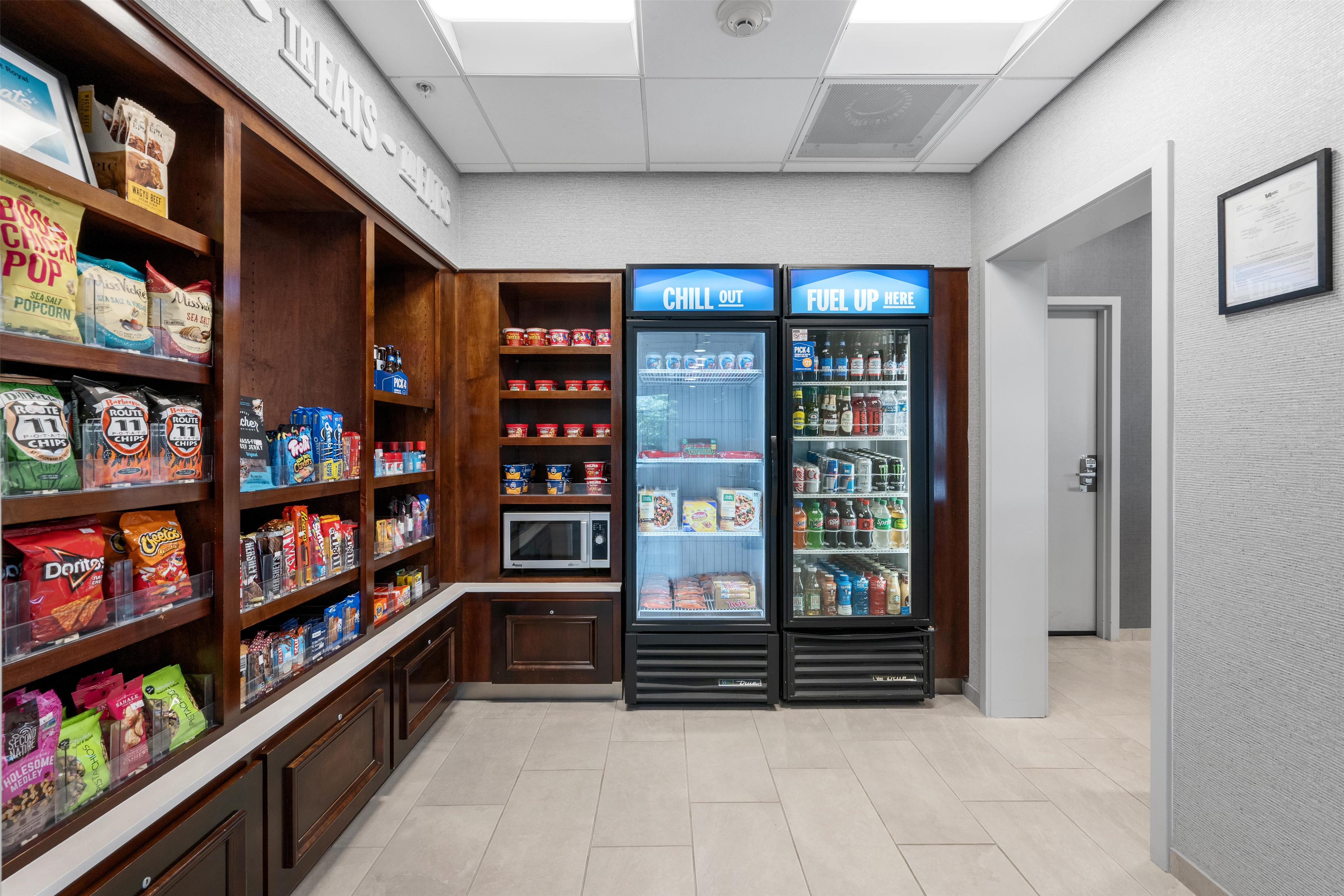 Restaurant | Hampton Inn Front Royal