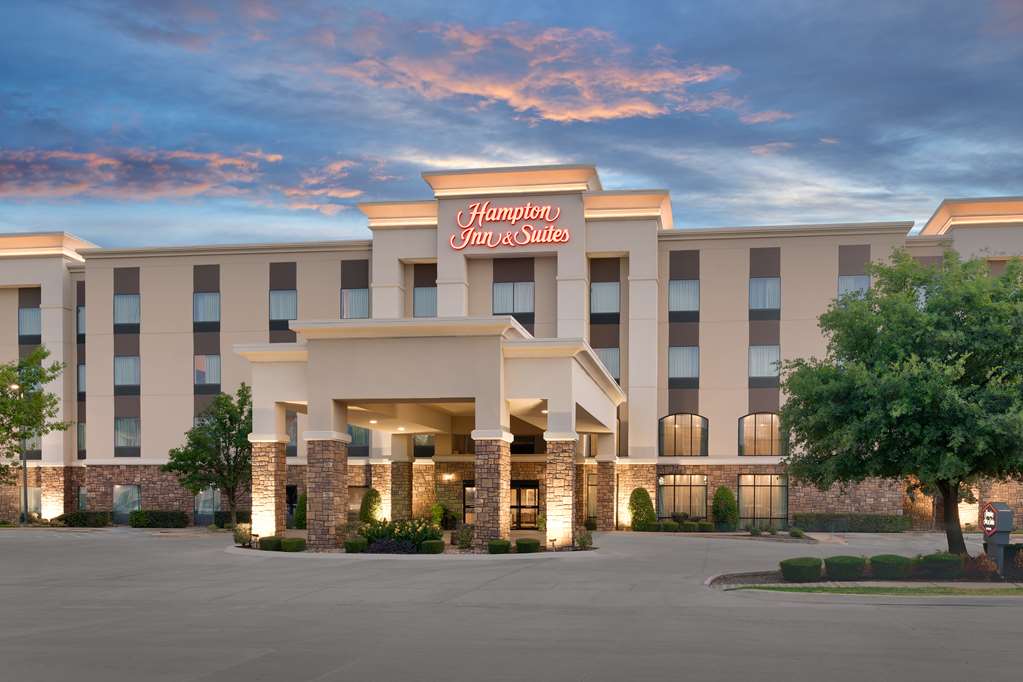 Hampton Inn & Suites Burleson