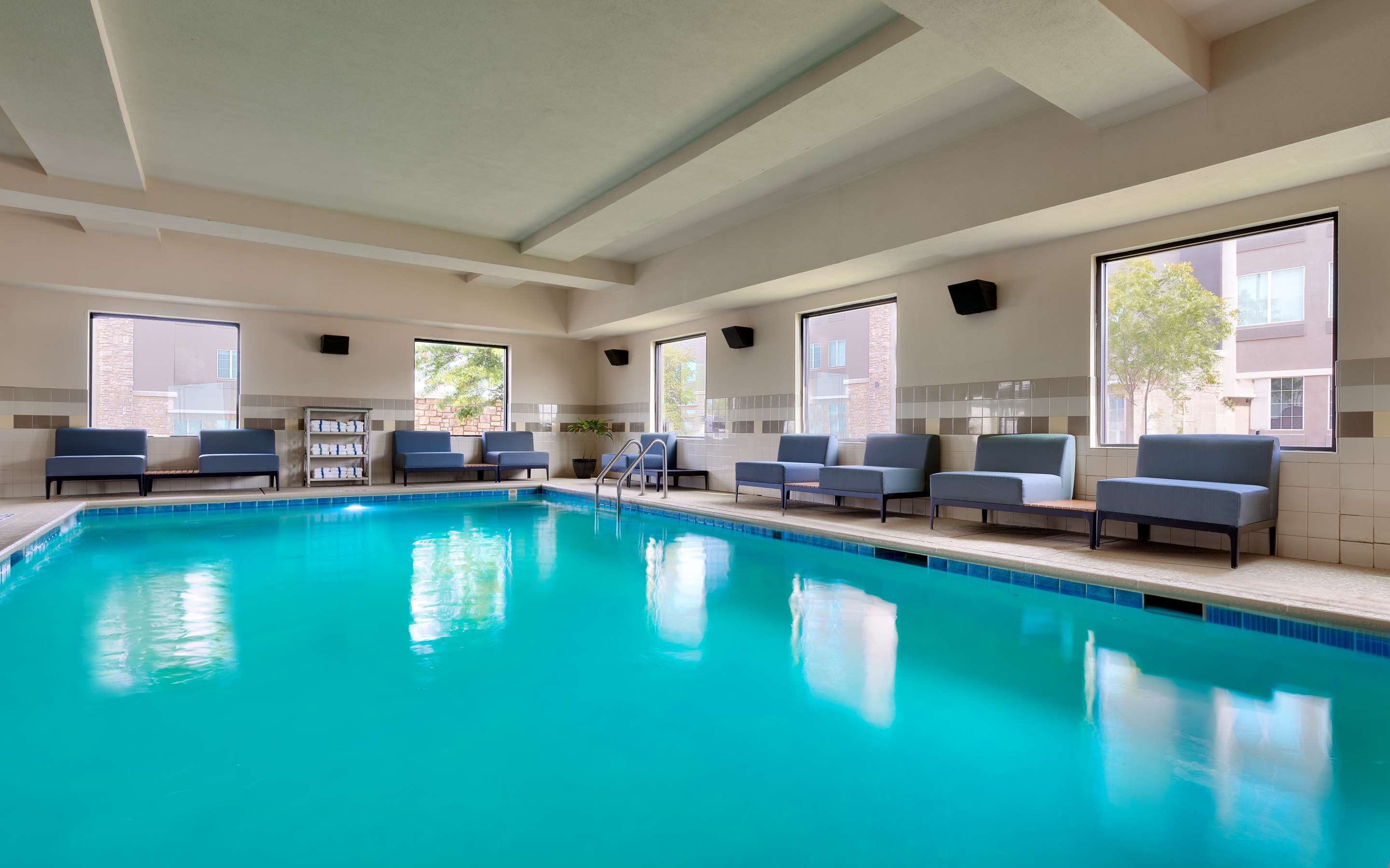 Pool | Hampton Inn & Suites Ft. Worth-Burleson
