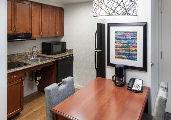 - Homewood Suites by Hilton Denton - I-35, Exit 462