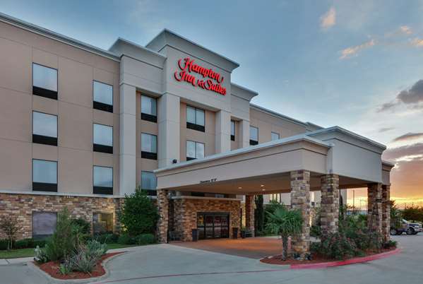 Exterior view - Hampton Inn & Suites Forest Hill - I-20, Exit 440B