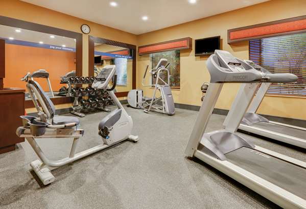 Fitness/ Exercise Room - Hampton Inn & Suites Forest Hill - I-20, Exit 440B