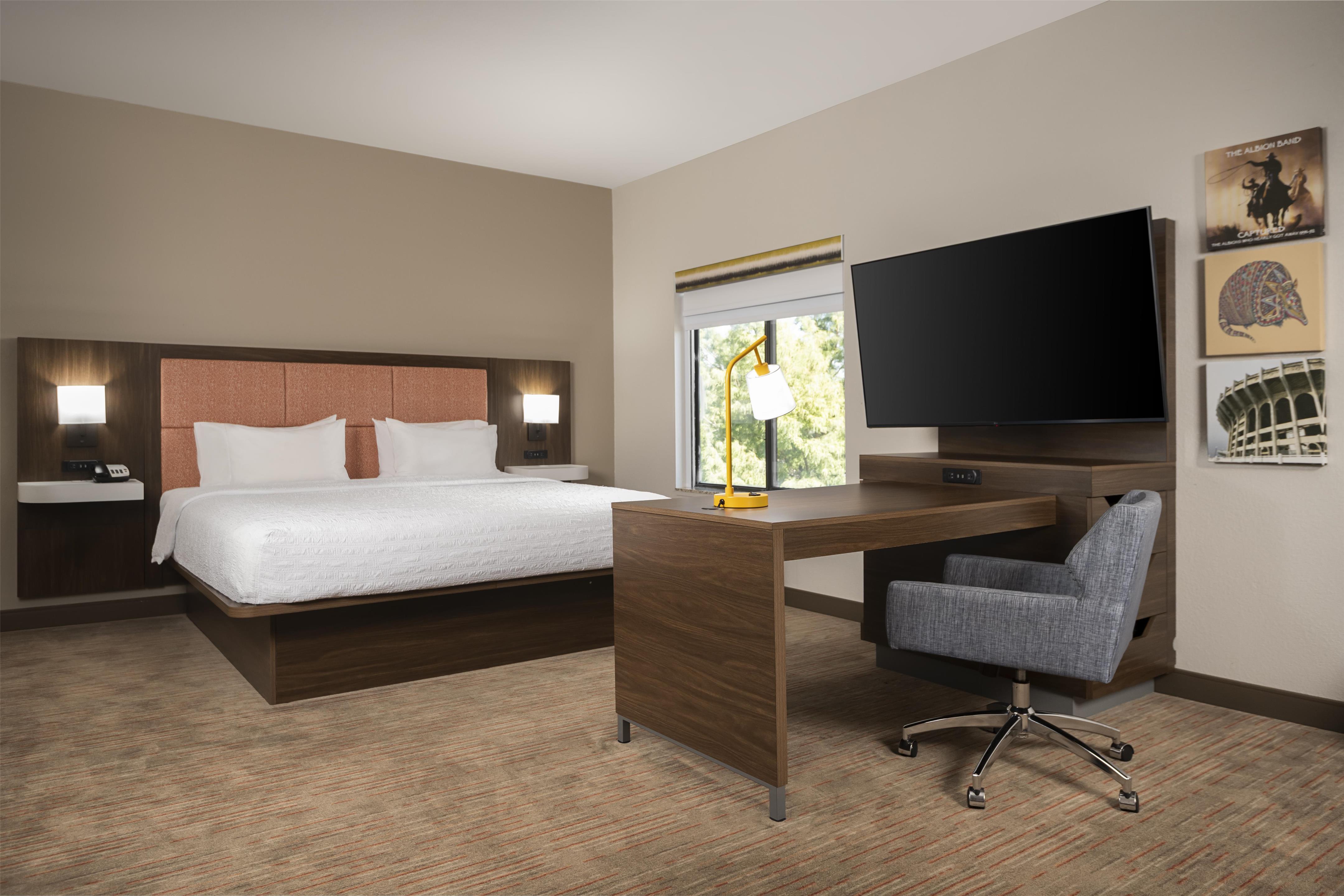 Guest room