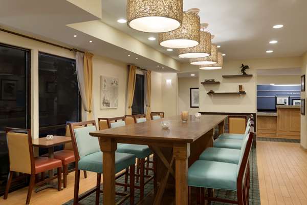  - Hampton Inn Southwest Fort Worth - I-20, Exit 433