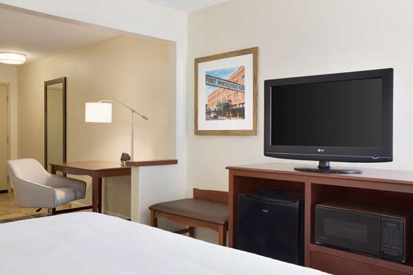  - Hampton Inn Southwest Fort Worth - I-20, Exit 433