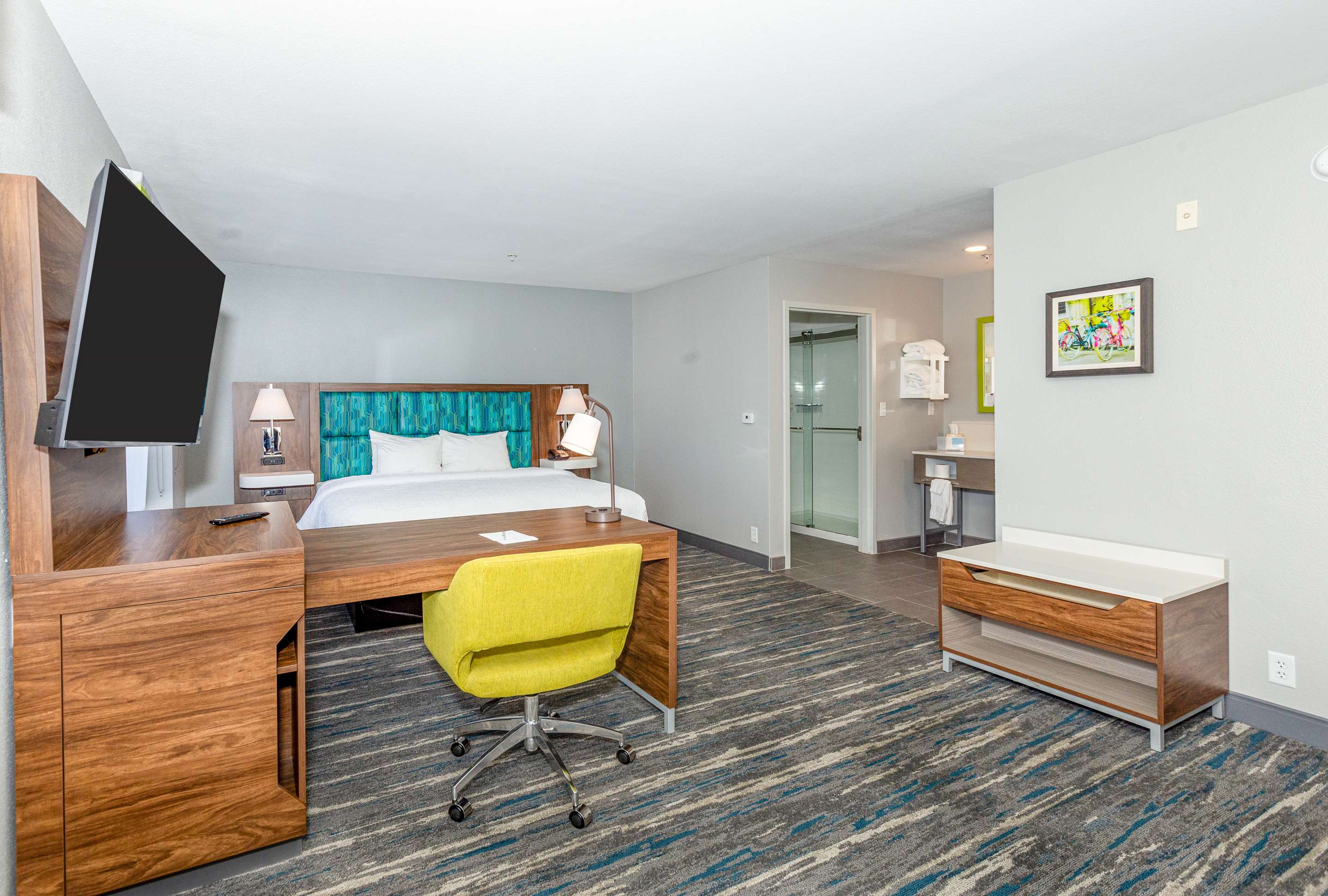 Guest room