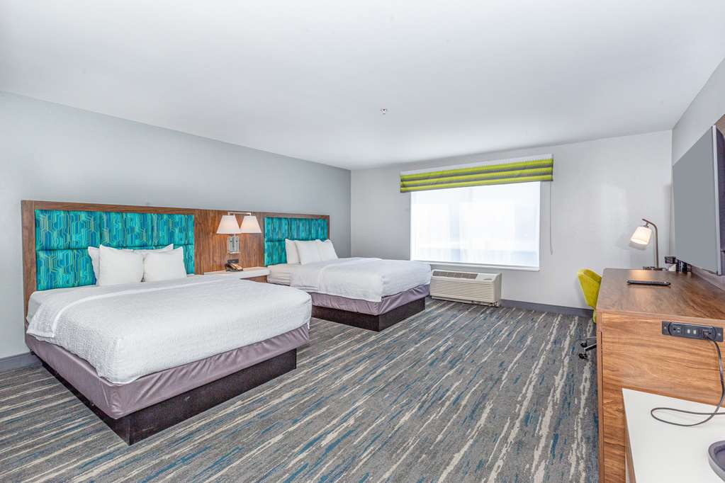Hampton Inn & Suites Fort Worth-West-I-30 Room Type - 2 DBL ACCESSIBLE W TUB NS