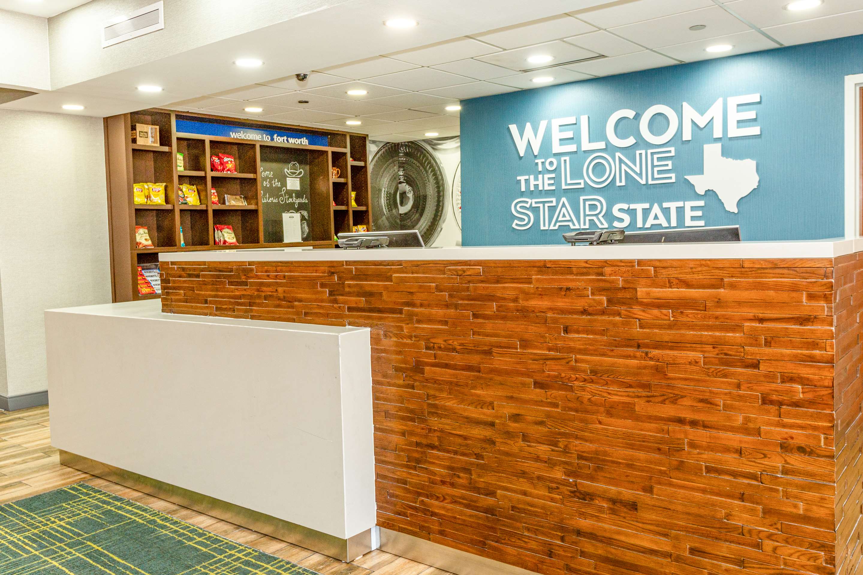 Reception | Hampton Inn & Suites Fort Worth-West-I-30