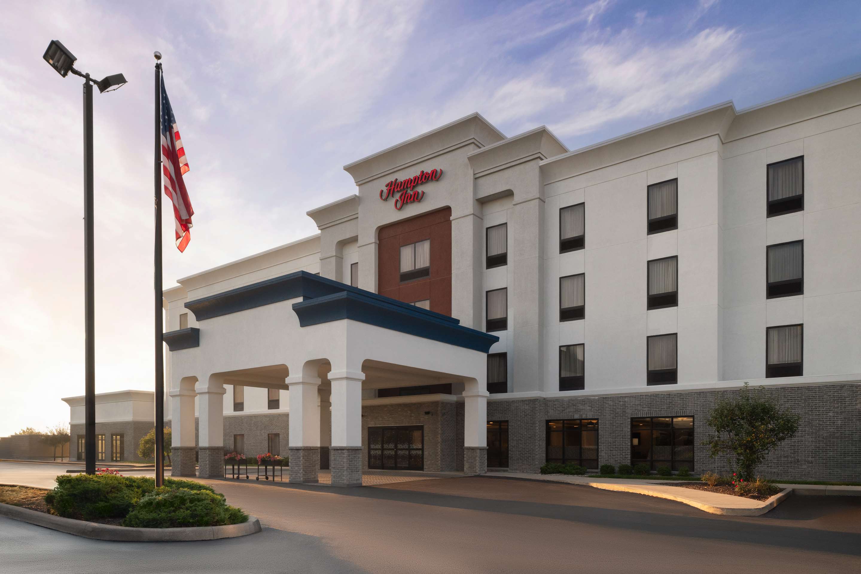 Exterior | Hampton Inn Ft. Wayne/Dupont Road