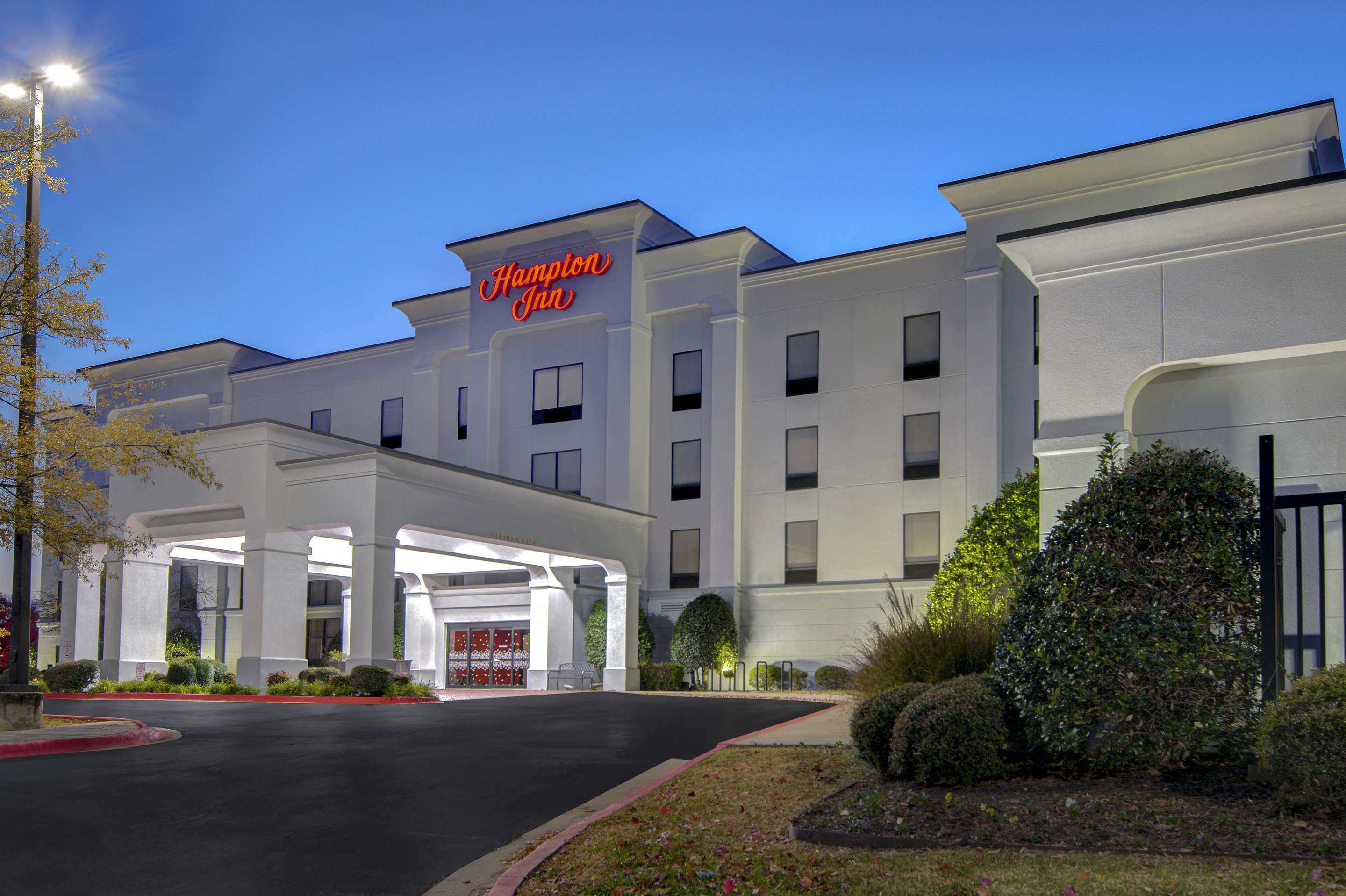 Exterior | Hampton Inn Fayetteville