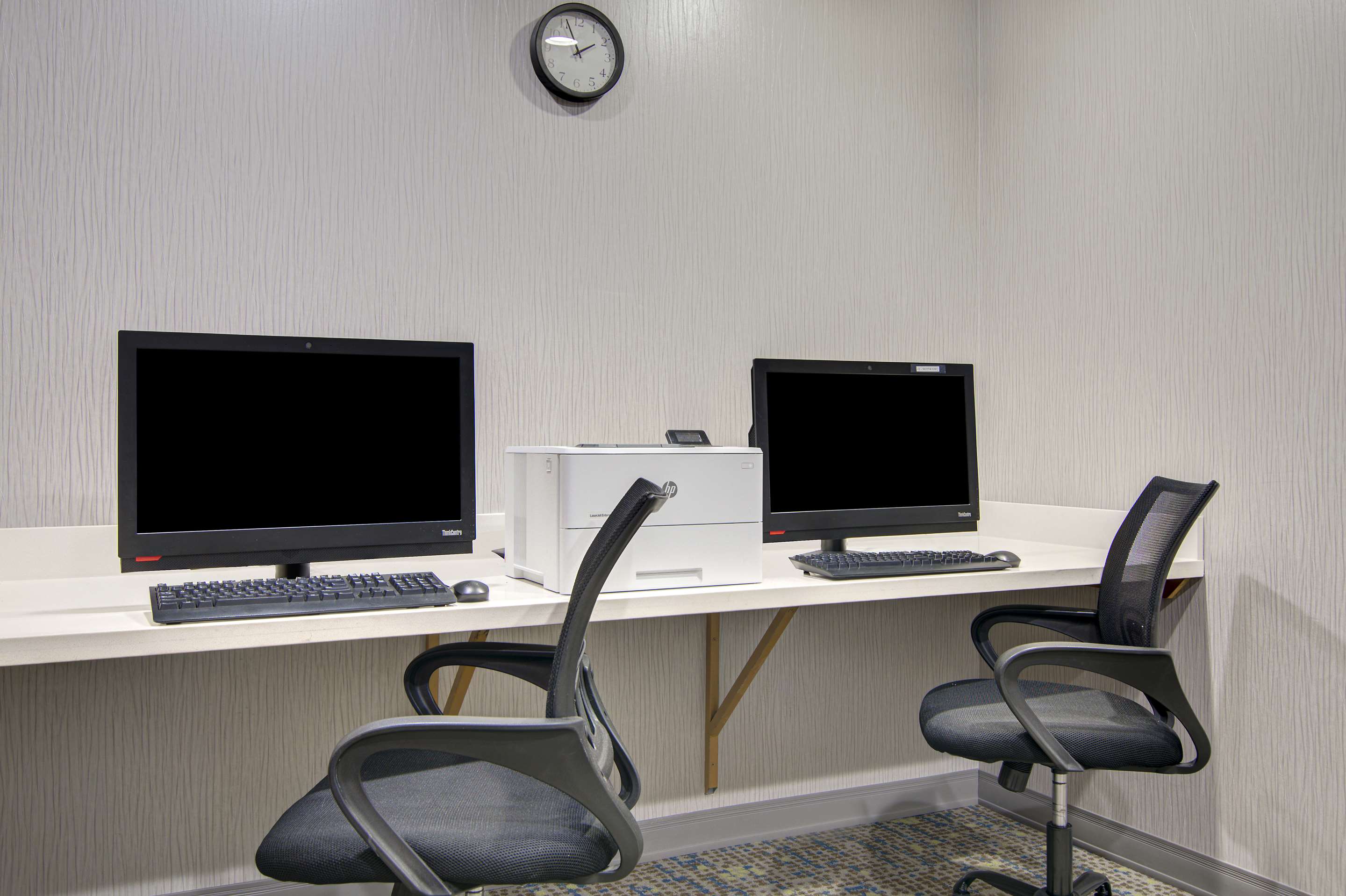 Business Center | Hampton Inn Fayetteville