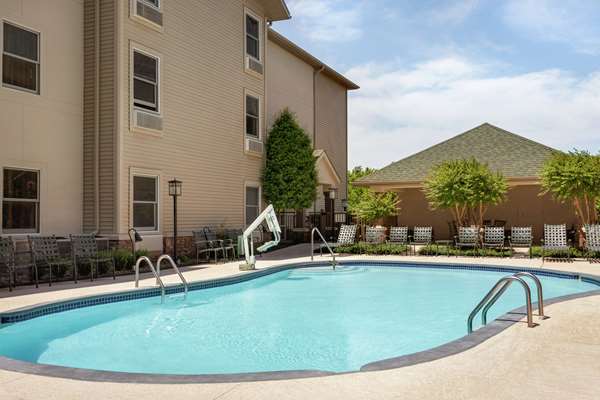 Pool - Hampton Inn & Suites Springdale - I-49, Exit 72