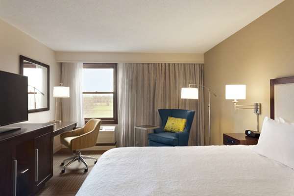  - Hampton Inn & Suites Springdale - I-49, Exit 72