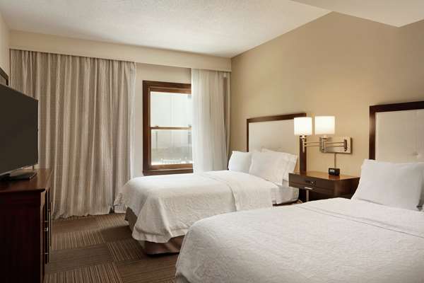  - Hampton Inn & Suites Springdale - I-49, Exit 72