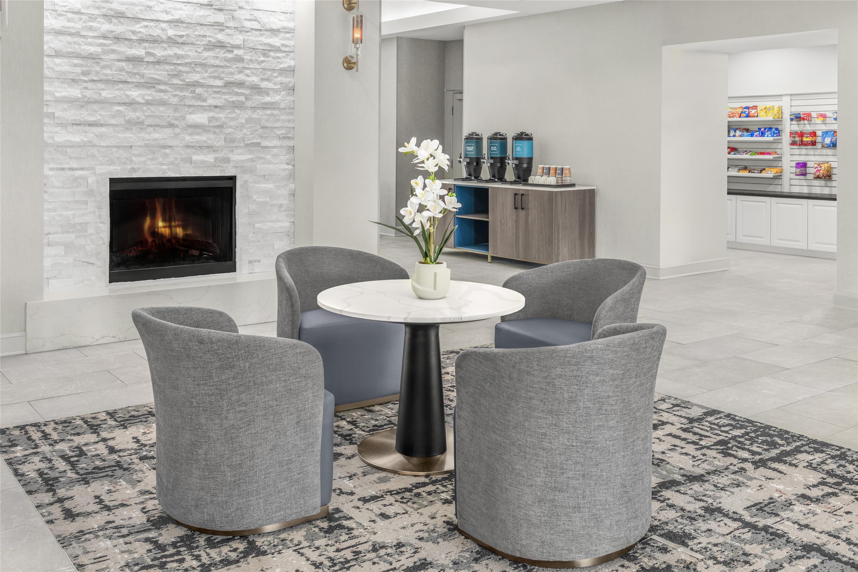 Lobby | Homewood Suites by Hilton Fayetteville