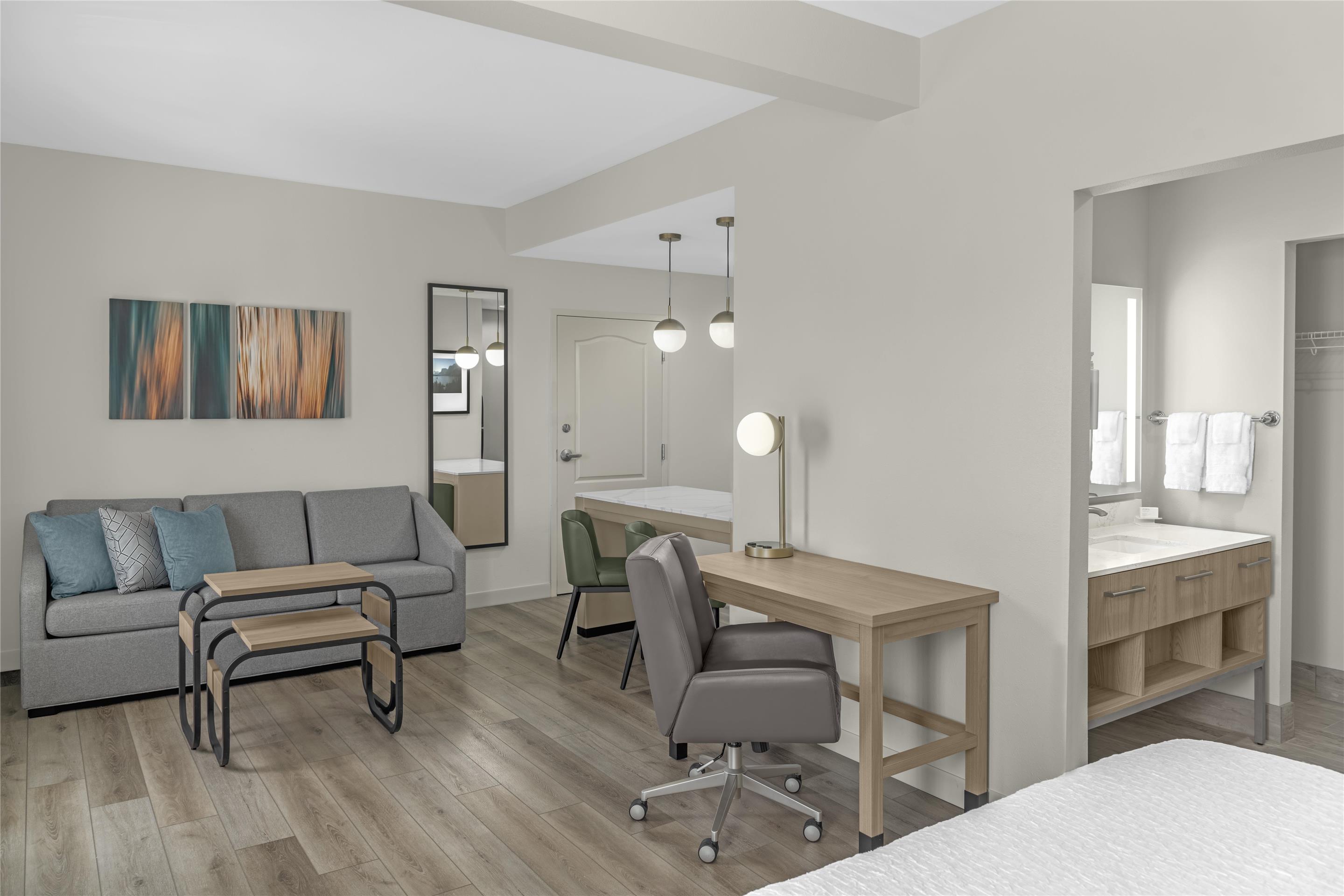 Guest room