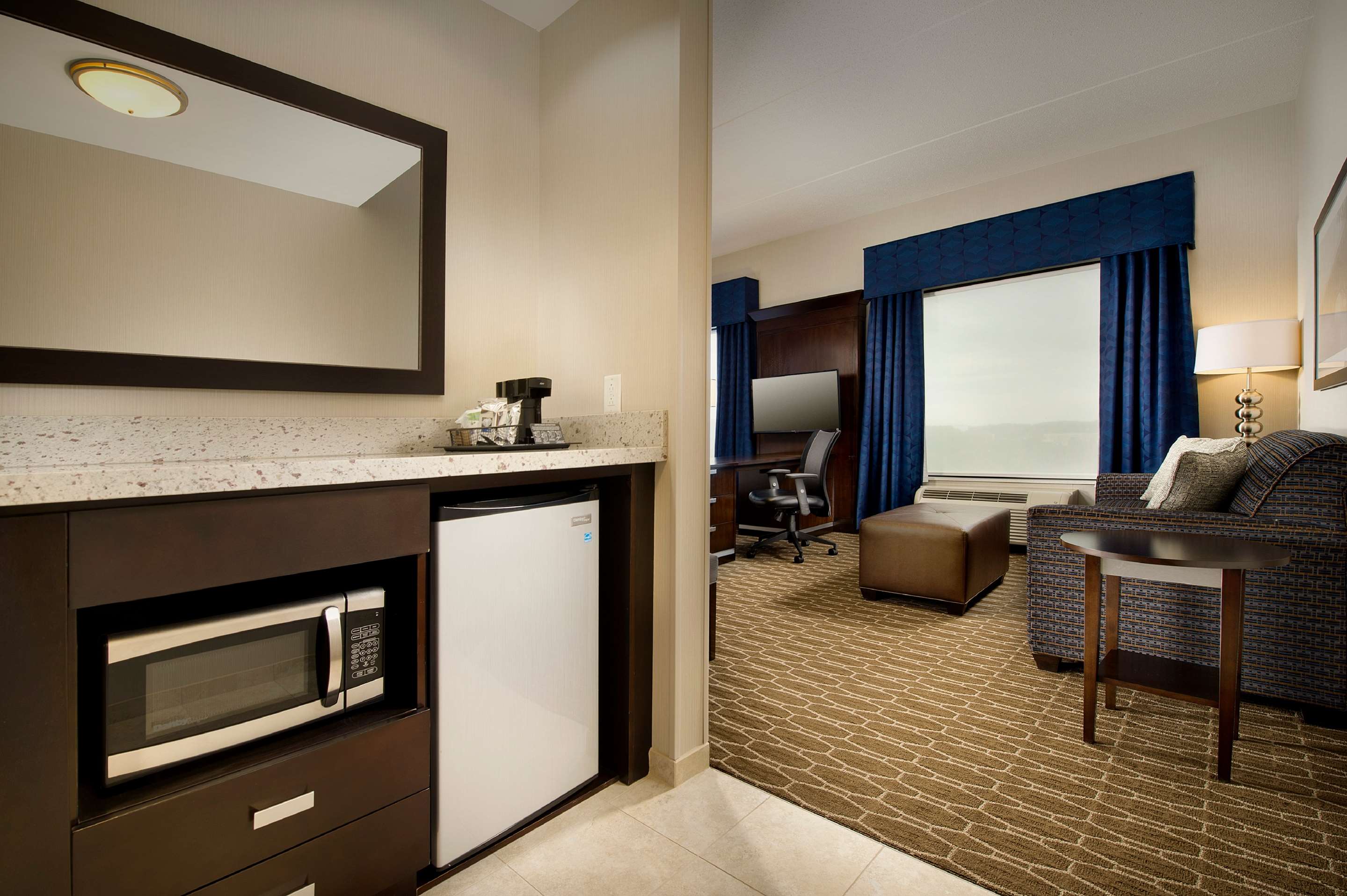 Guest room