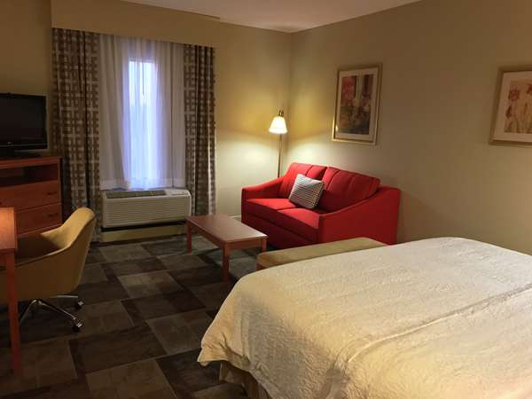  - Hampton Inn Garden City