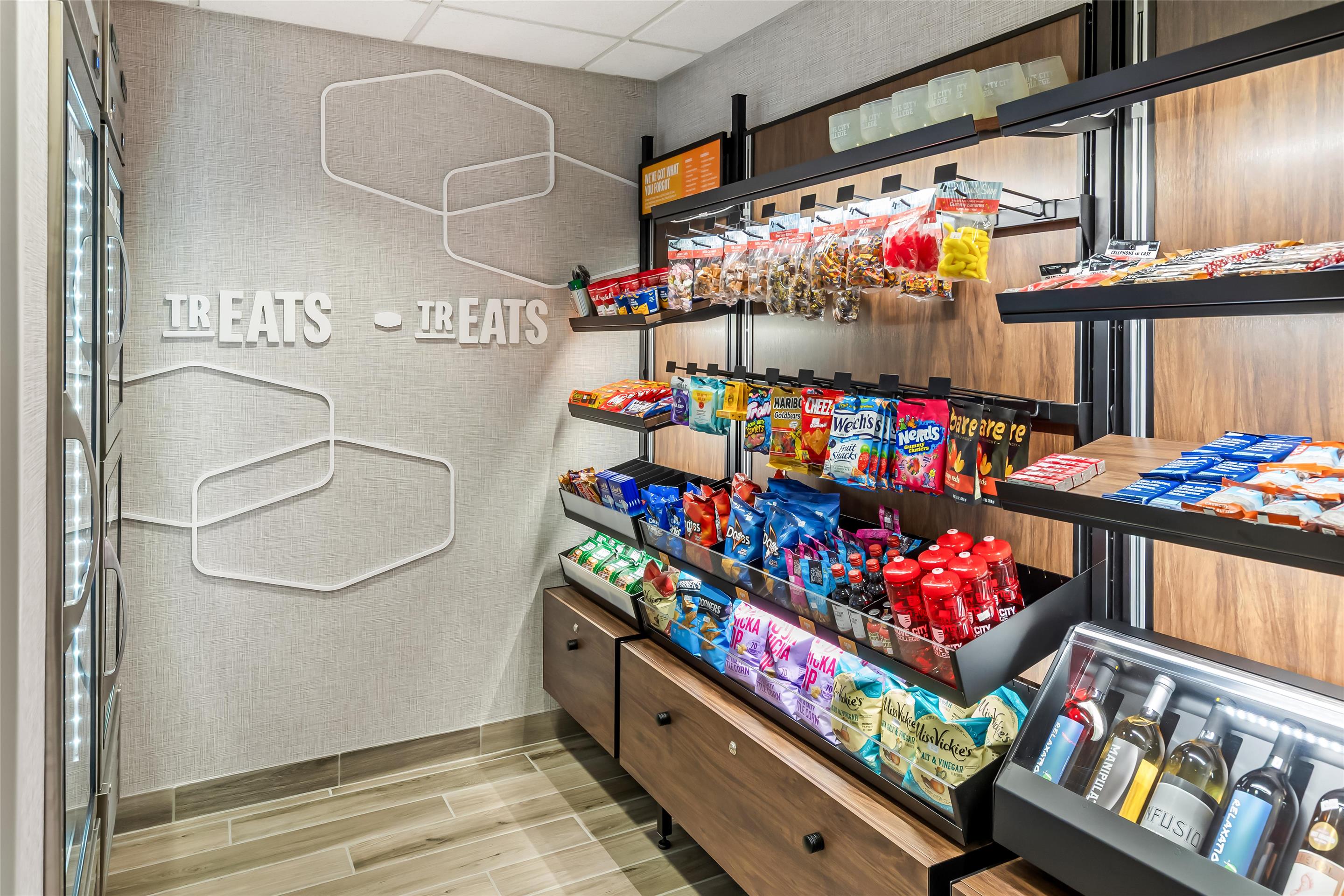 Restaurant | Hampton Inn & Suites Grove City