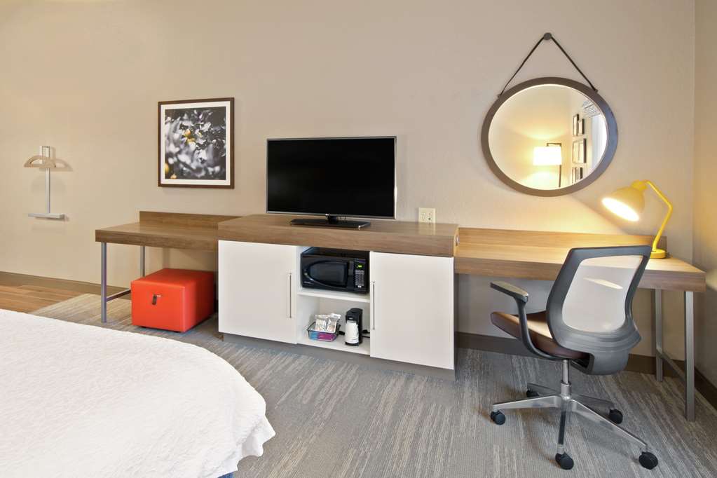 Hampton Inn & Suites Spokane Valley, WA Room Type - 1 KNG HEARING ACC NOSMOK
