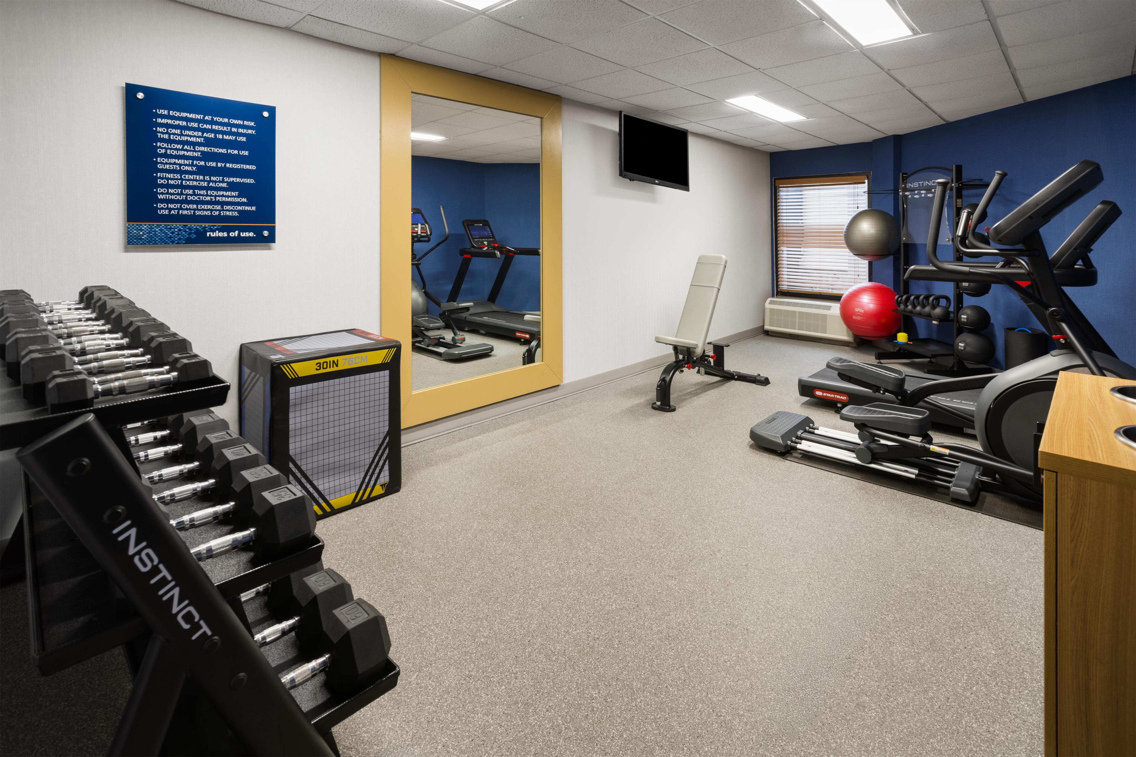 Health club fitness center gym | Hampton Inn Gettysburg