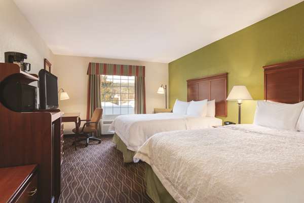  - Hampton Inn & Suites Greenfield