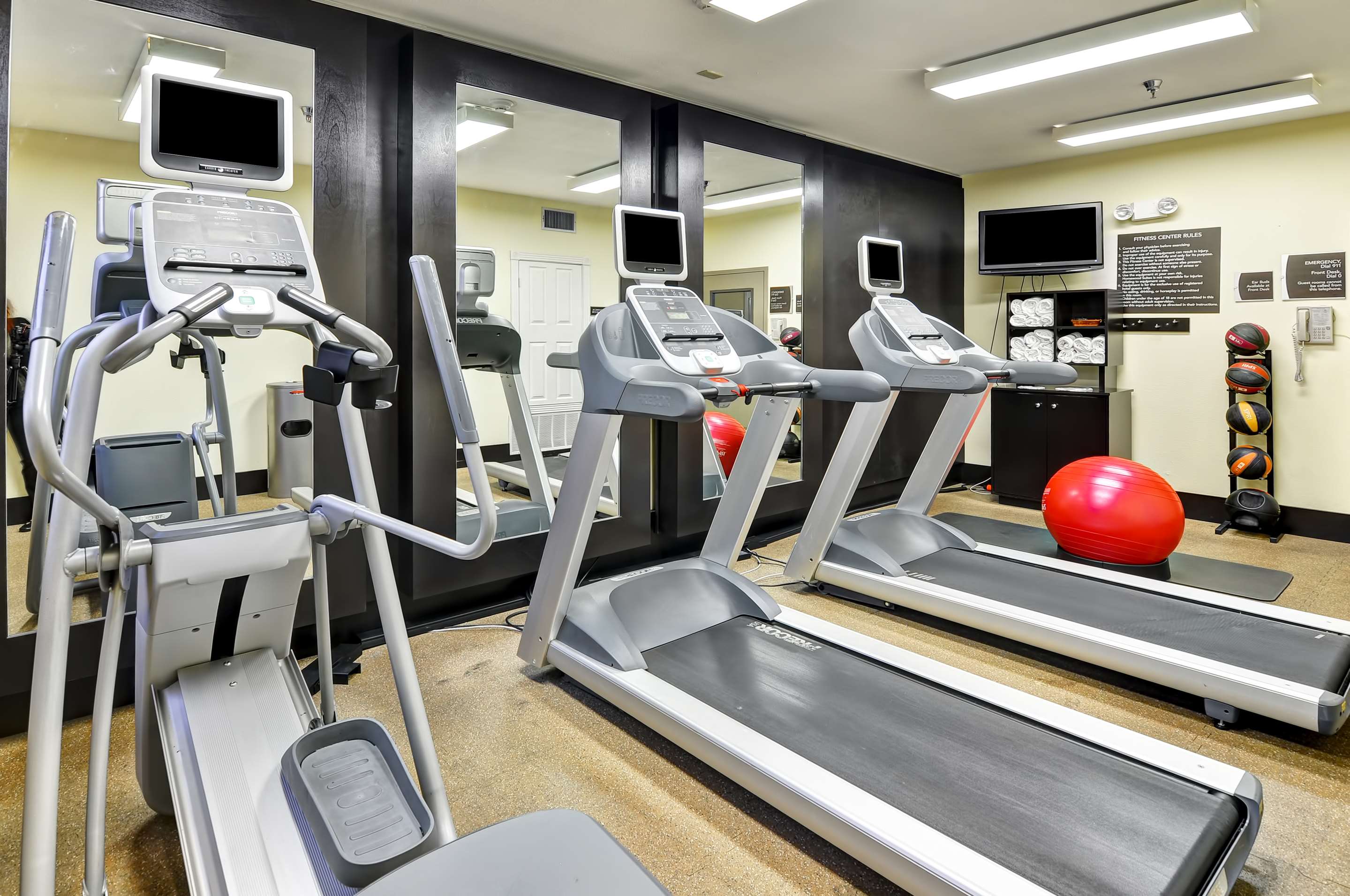 Health club fitness center gym | Homewood Suites by Hilton Longview