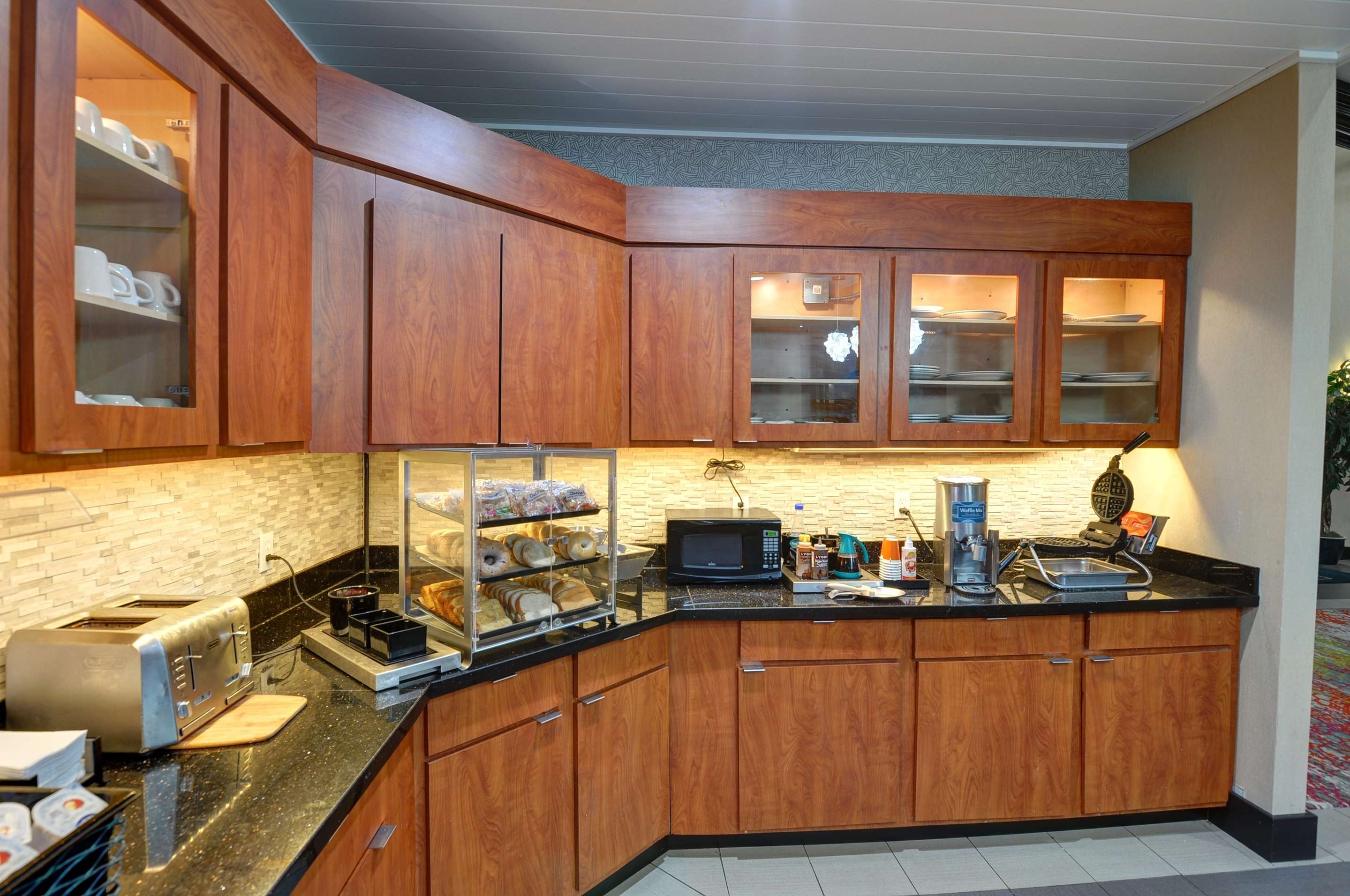 Restaurant | Homewood Suites by Hilton Longview